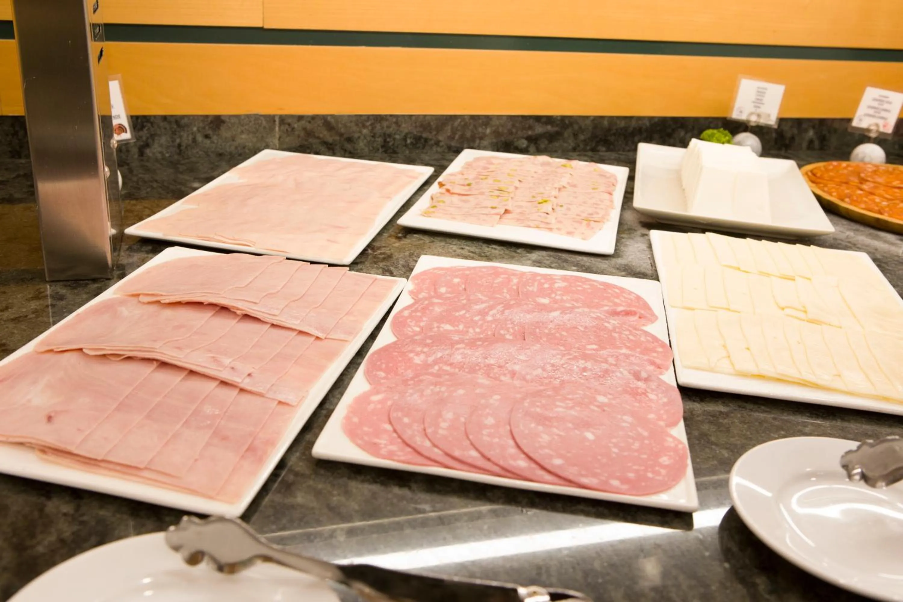 Breakfast in Aparthotel Albufera