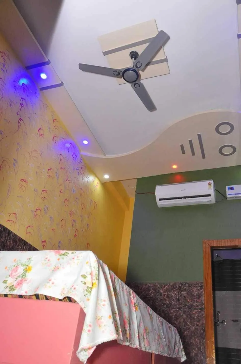 Bedroom in Hotel O Grand