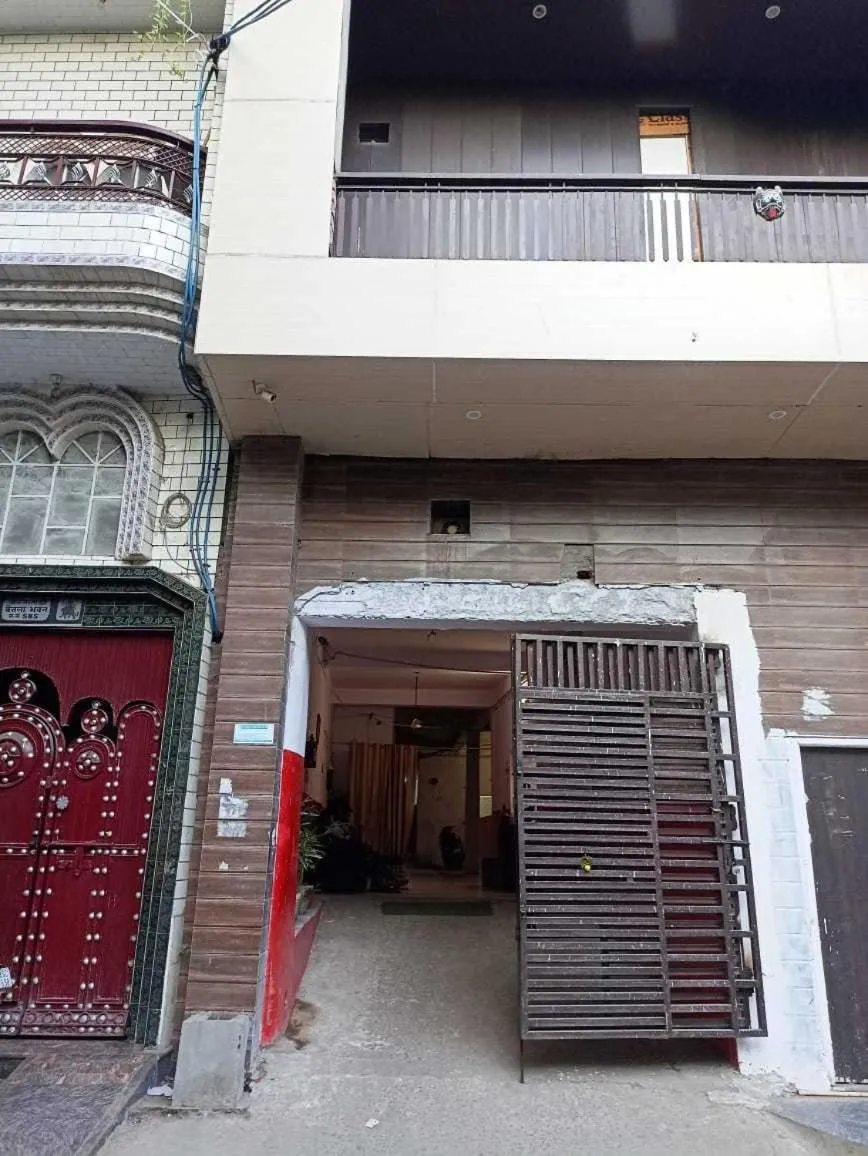 Facade/entrance in Hotel O KL khari Near Ashoka Park Mein Metro