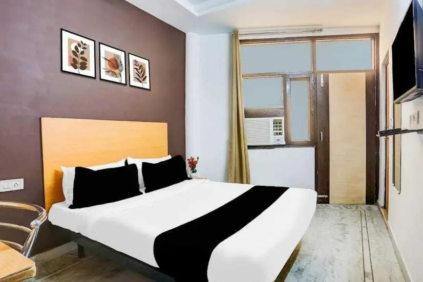 Bedroom, Bed in Hotel O KL khari Near Ashoka Park Mein Metro