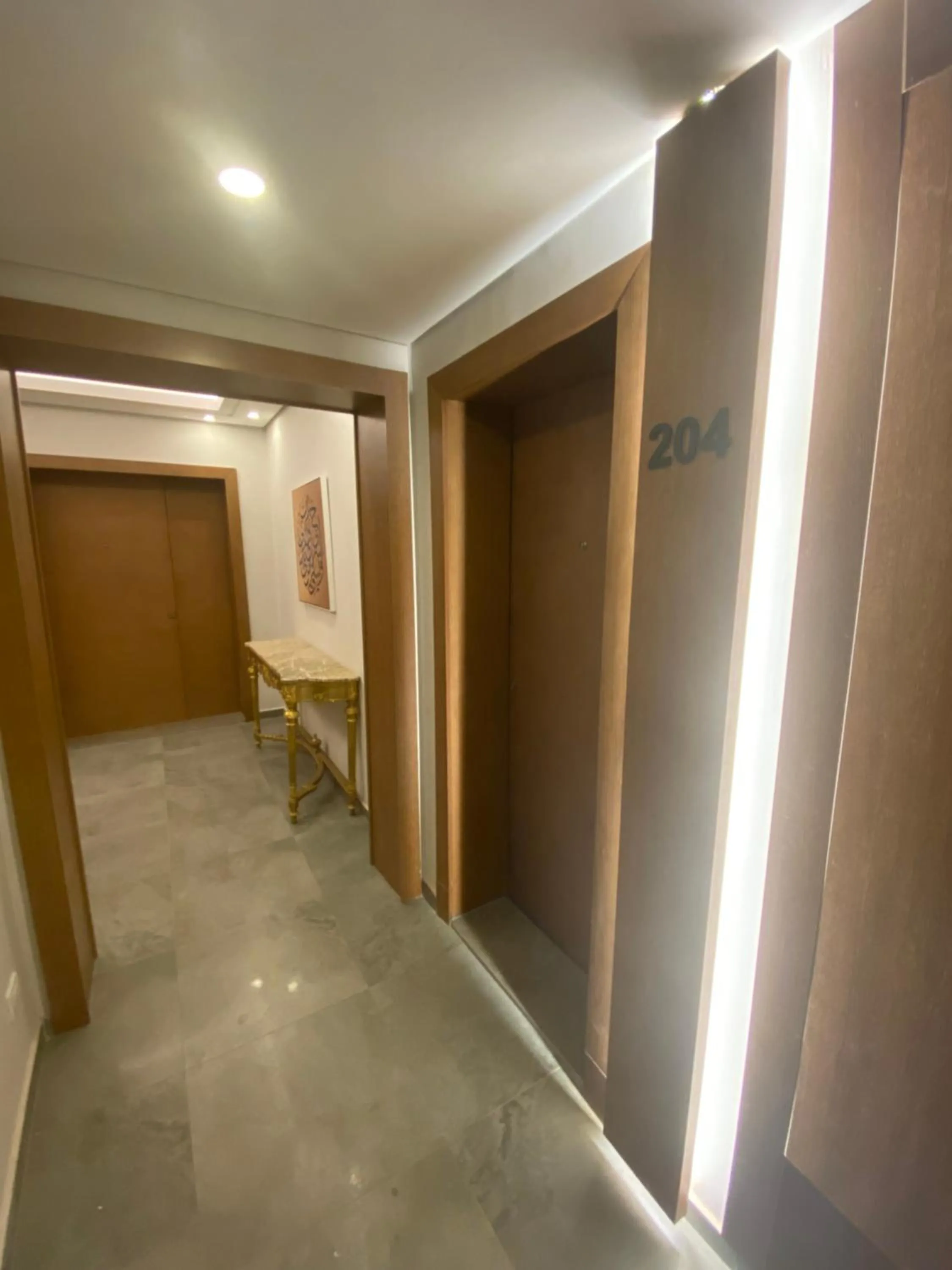 Property building in Maison 7