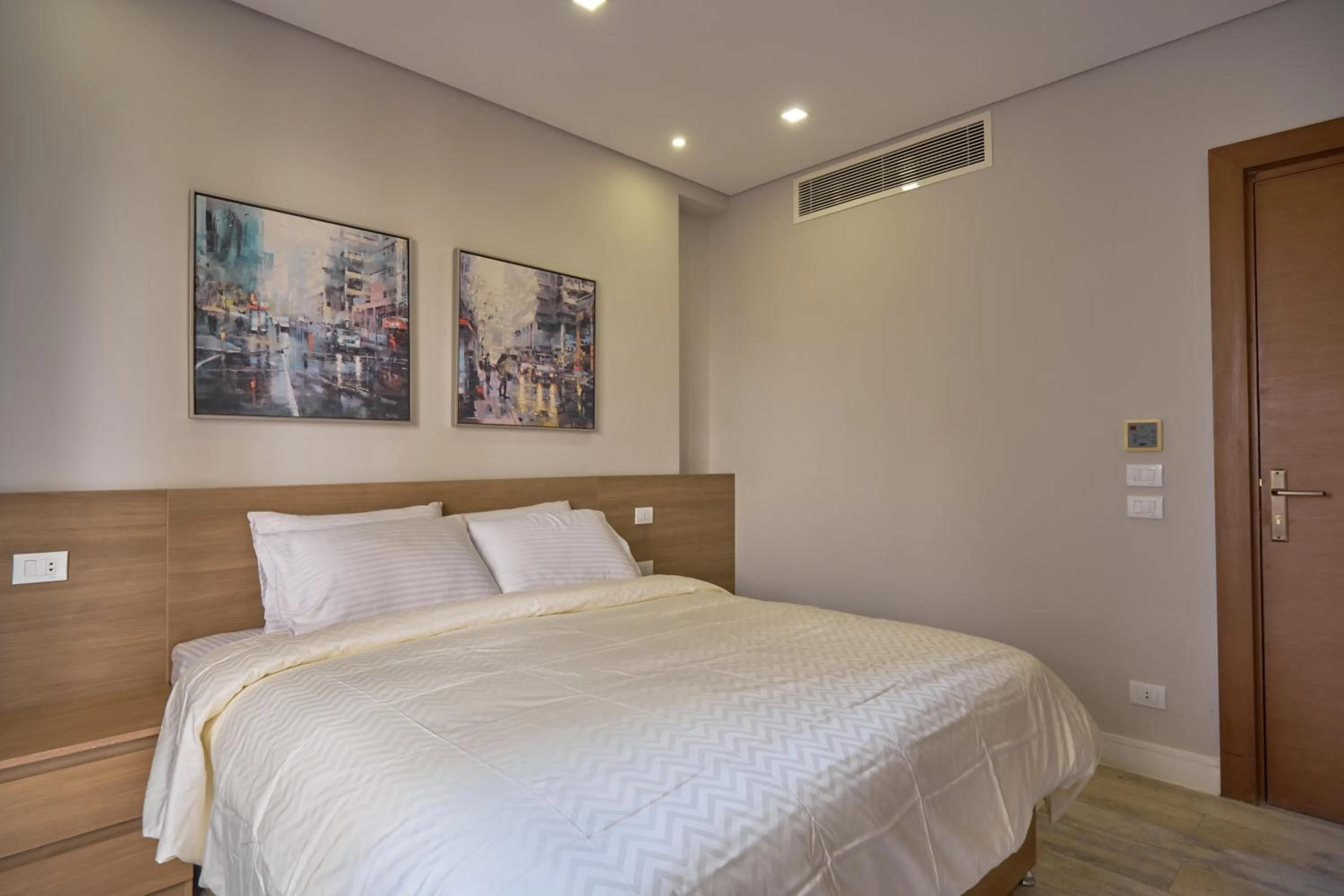 Bedroom, Bed in Maison 7