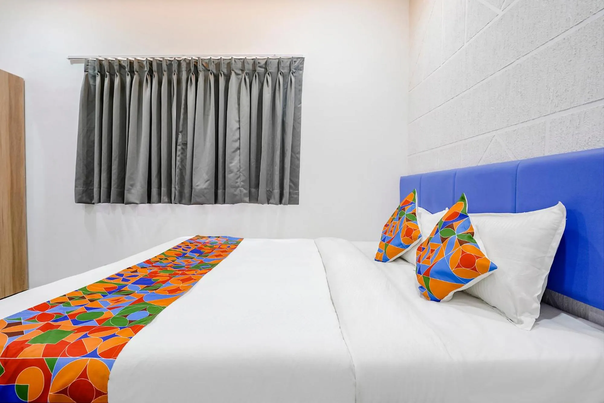 Photo of the whole room, Bed in FabHotel Vrundavan, Athwa