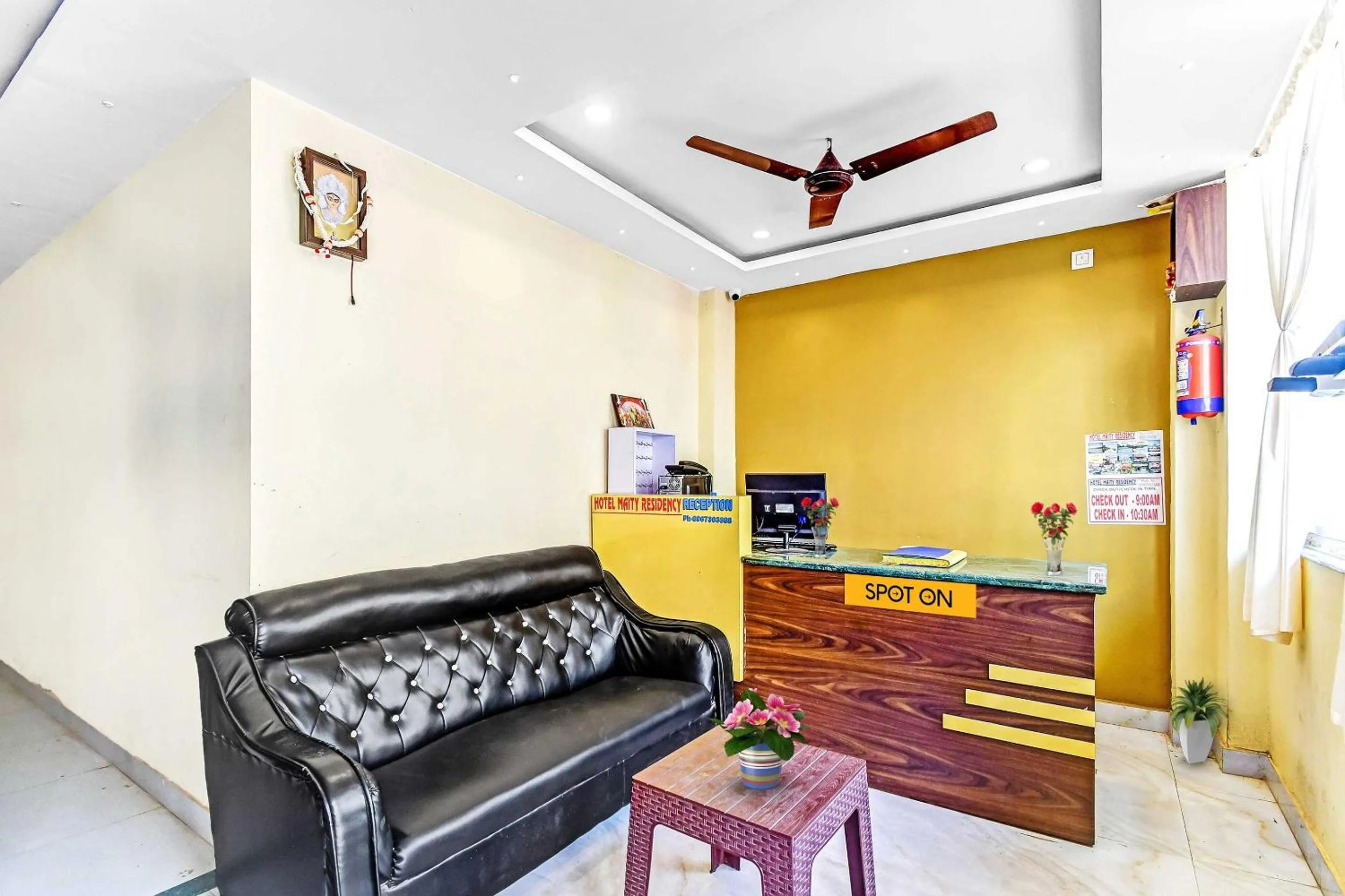 Lobby or reception in Hotel O MAITY RESIDENCY