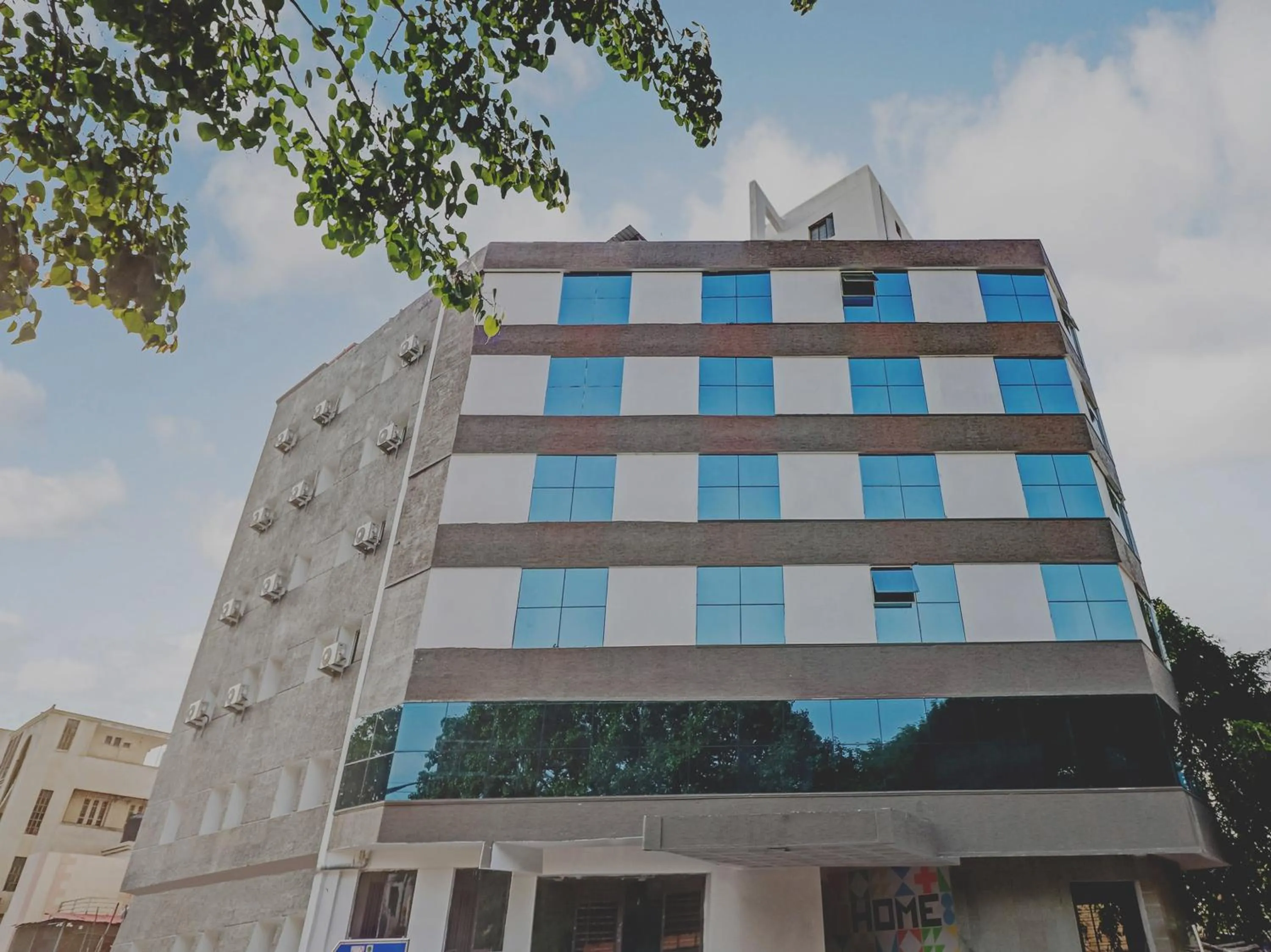 Facade/entrance in Capital O Elite Stay Jp Nagar Near SRI SATHYA GANAPATHI SHIRDI SAIBABA Temple