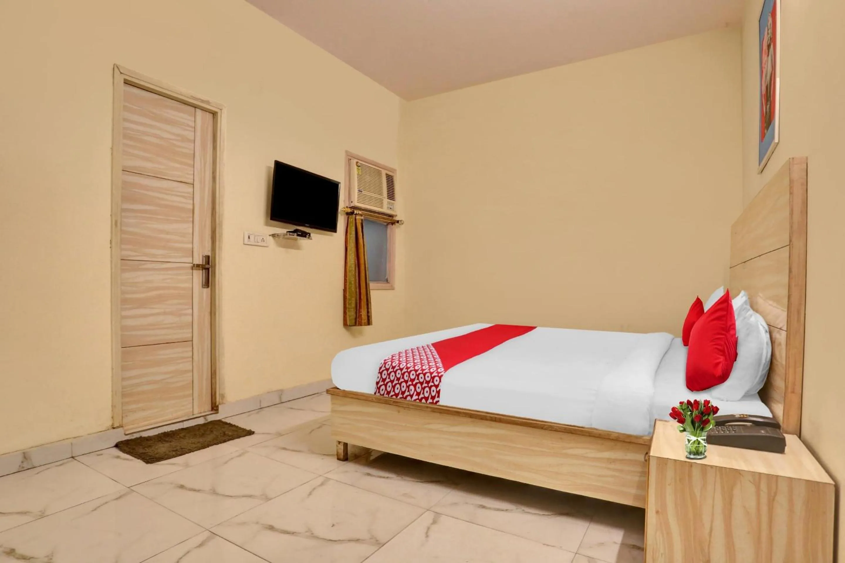 Bedroom, Bed in Hotel O Raas Near Hira Sweet