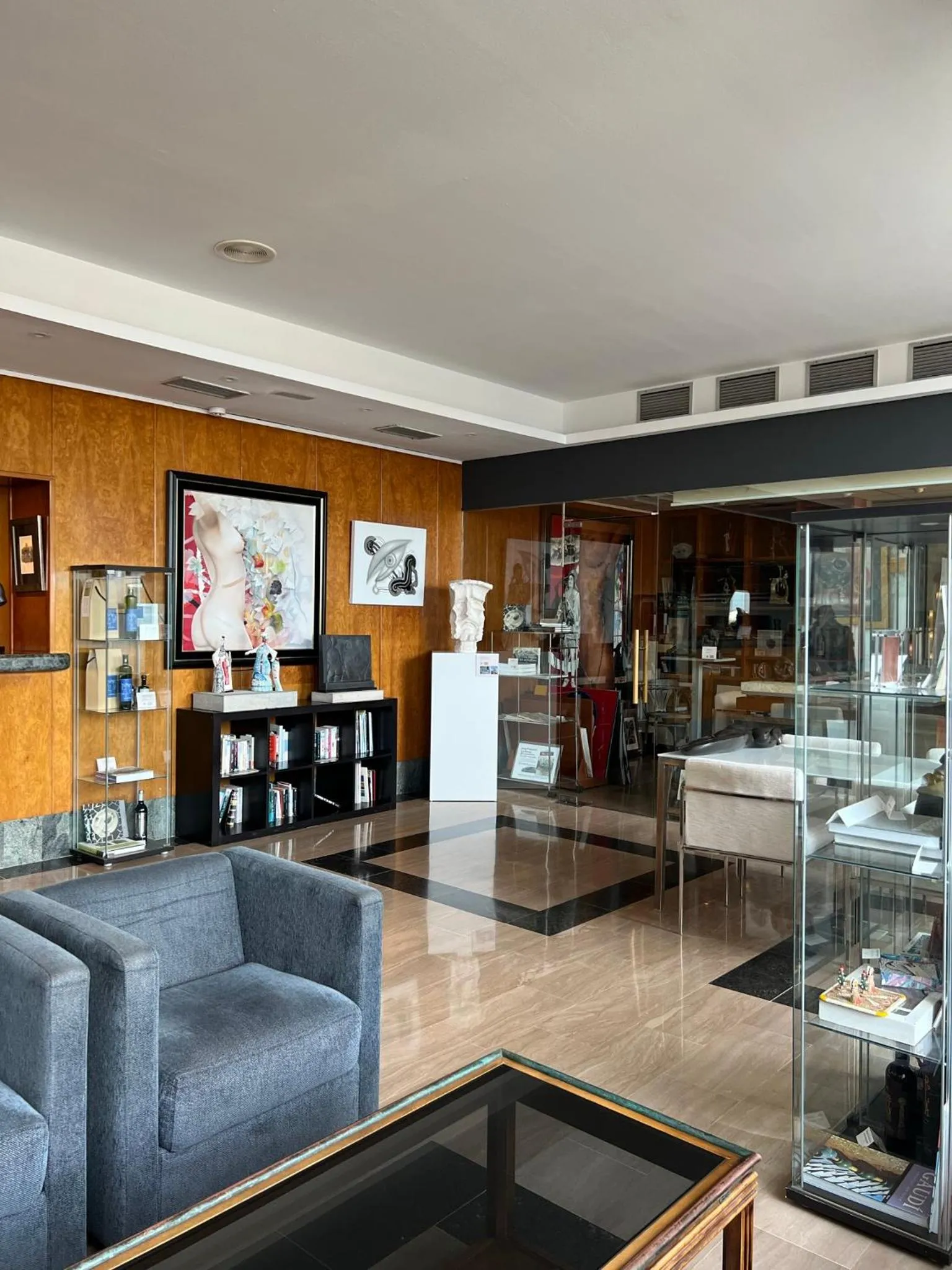 Property building in Estela Barcelona