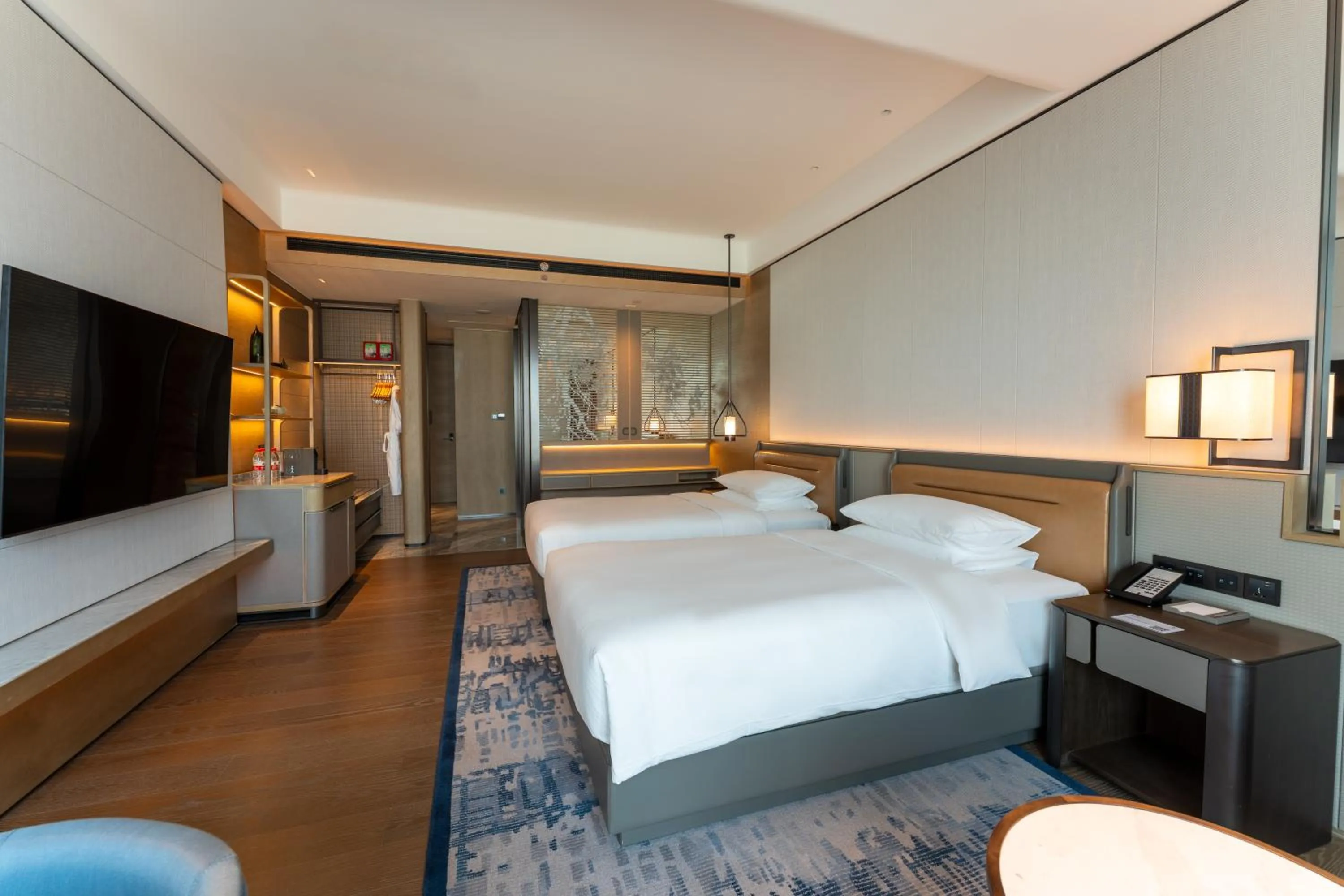 Bed in Hyatt Regency Hangzhou International Airport