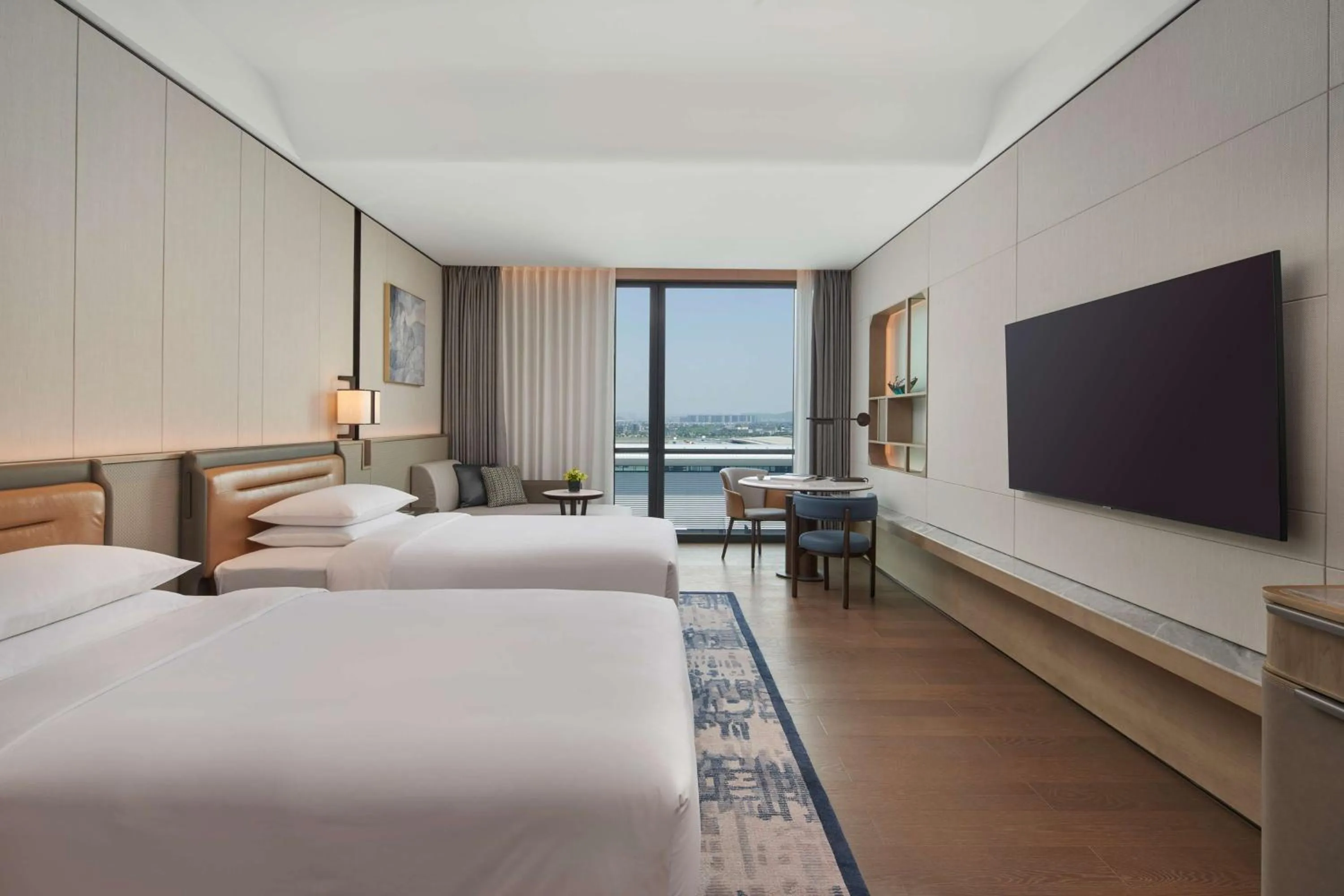 Bedroom, Bed in Hyatt Regency Hangzhou International Airport