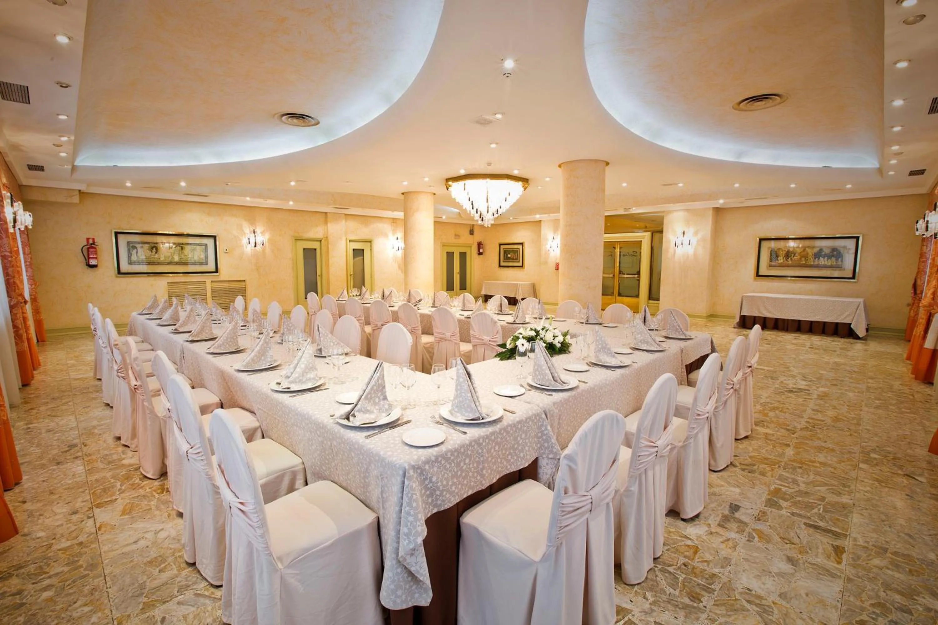 Banquet/Function facilities in Tudanca Miranda
