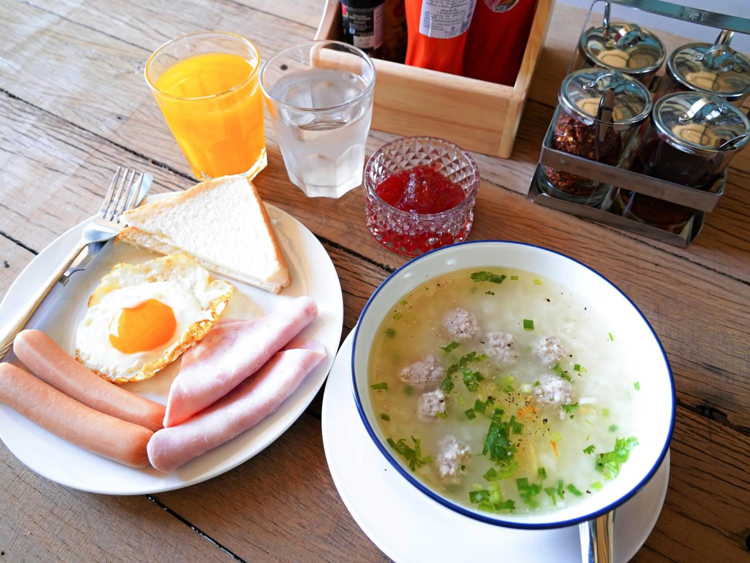 Breakfast in Yellowstone Camps Resort Khao Yai