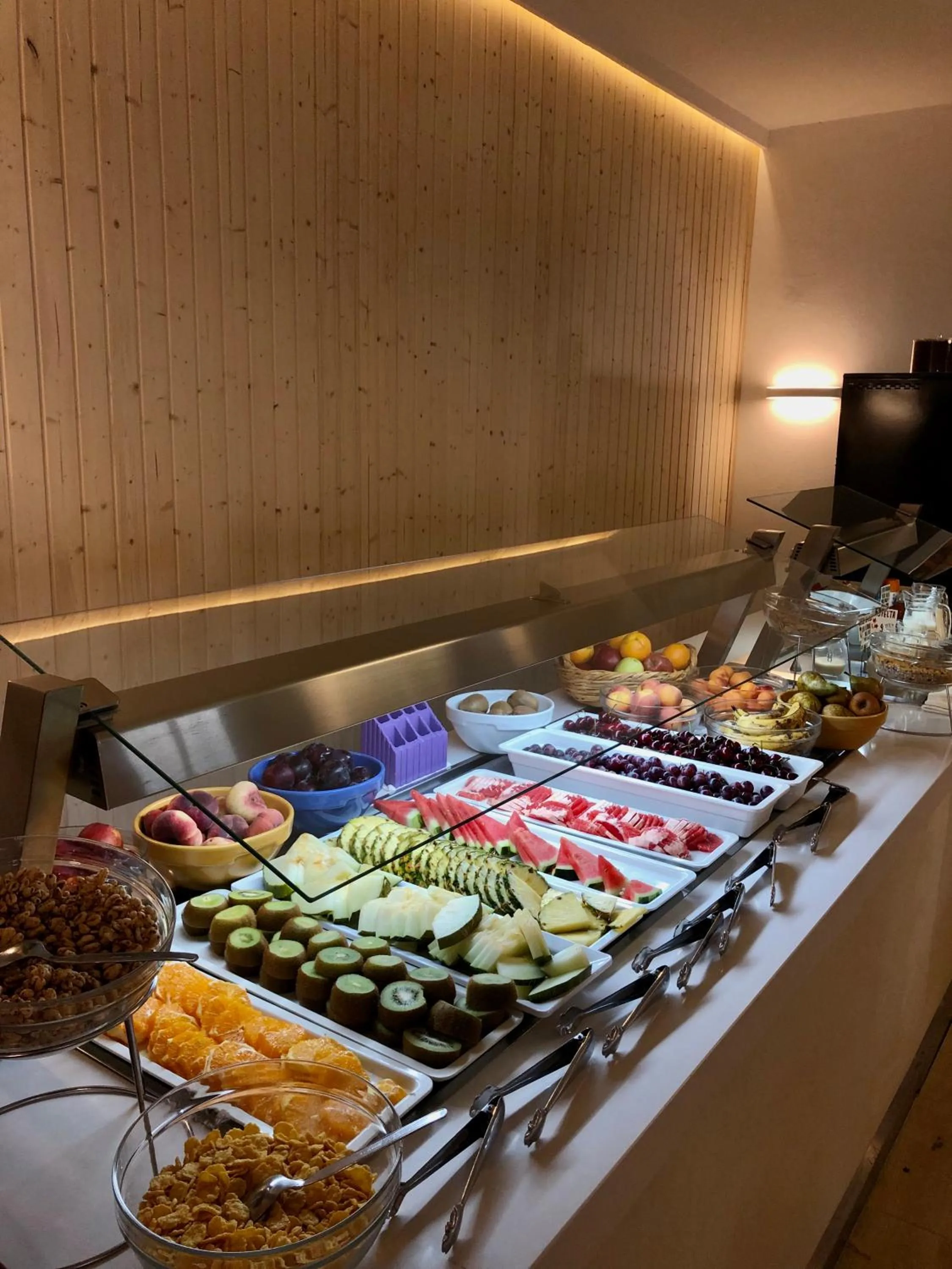 Restaurant/places to eat in Hotel Tagomago