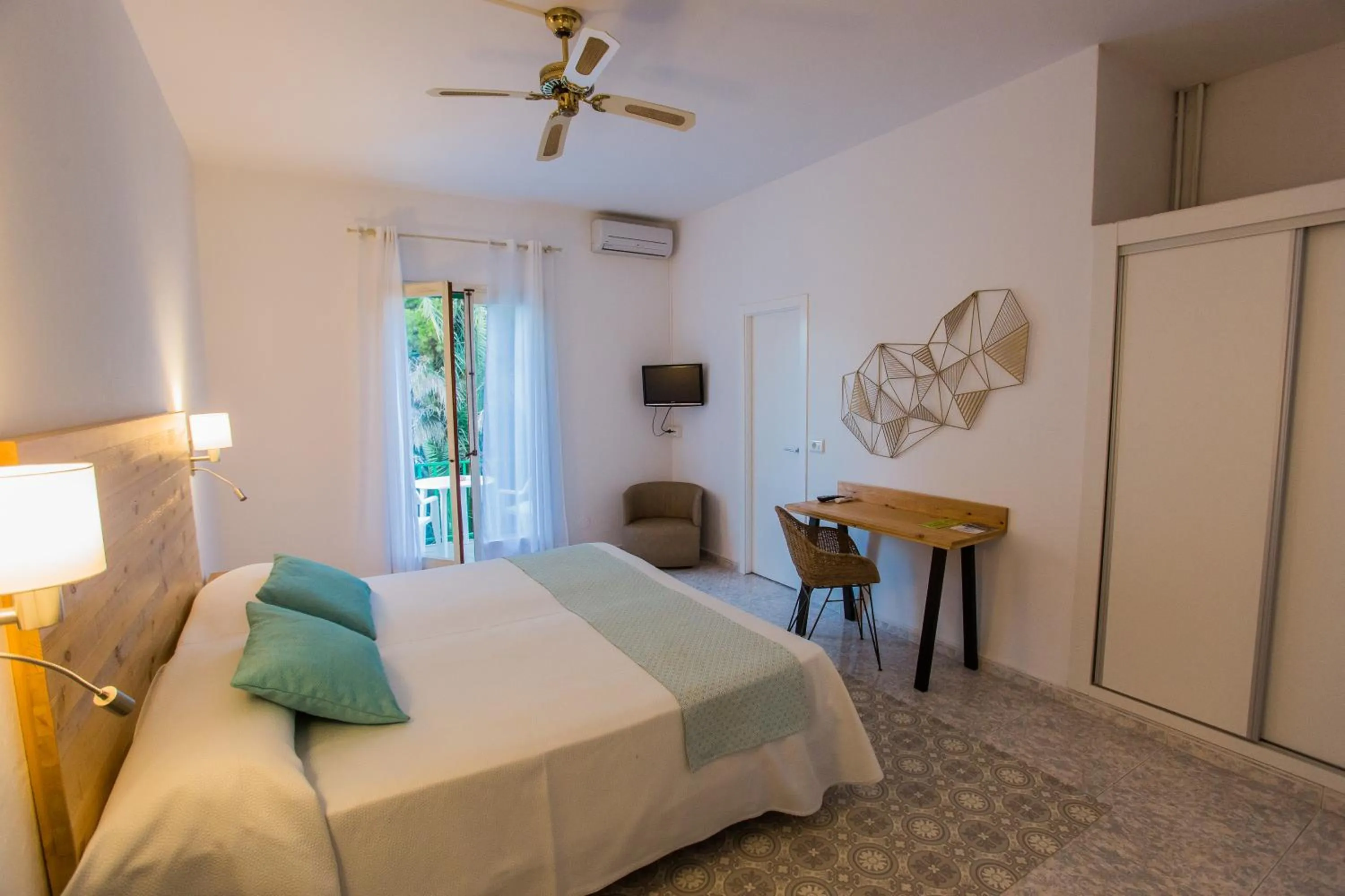 Bed in Hotel Tagomago