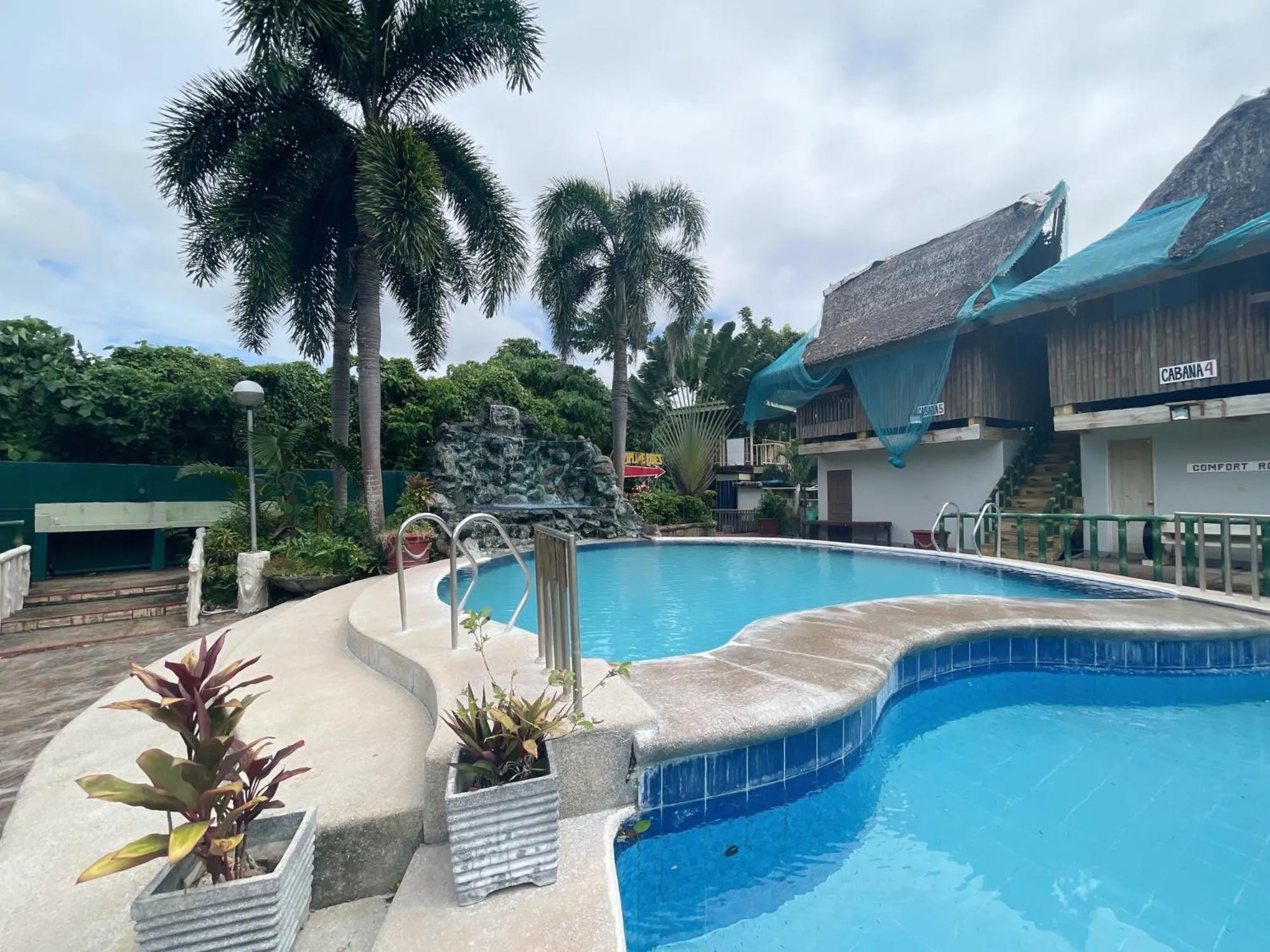 Swimming pool in La Virginia Leisure Park and Amusement