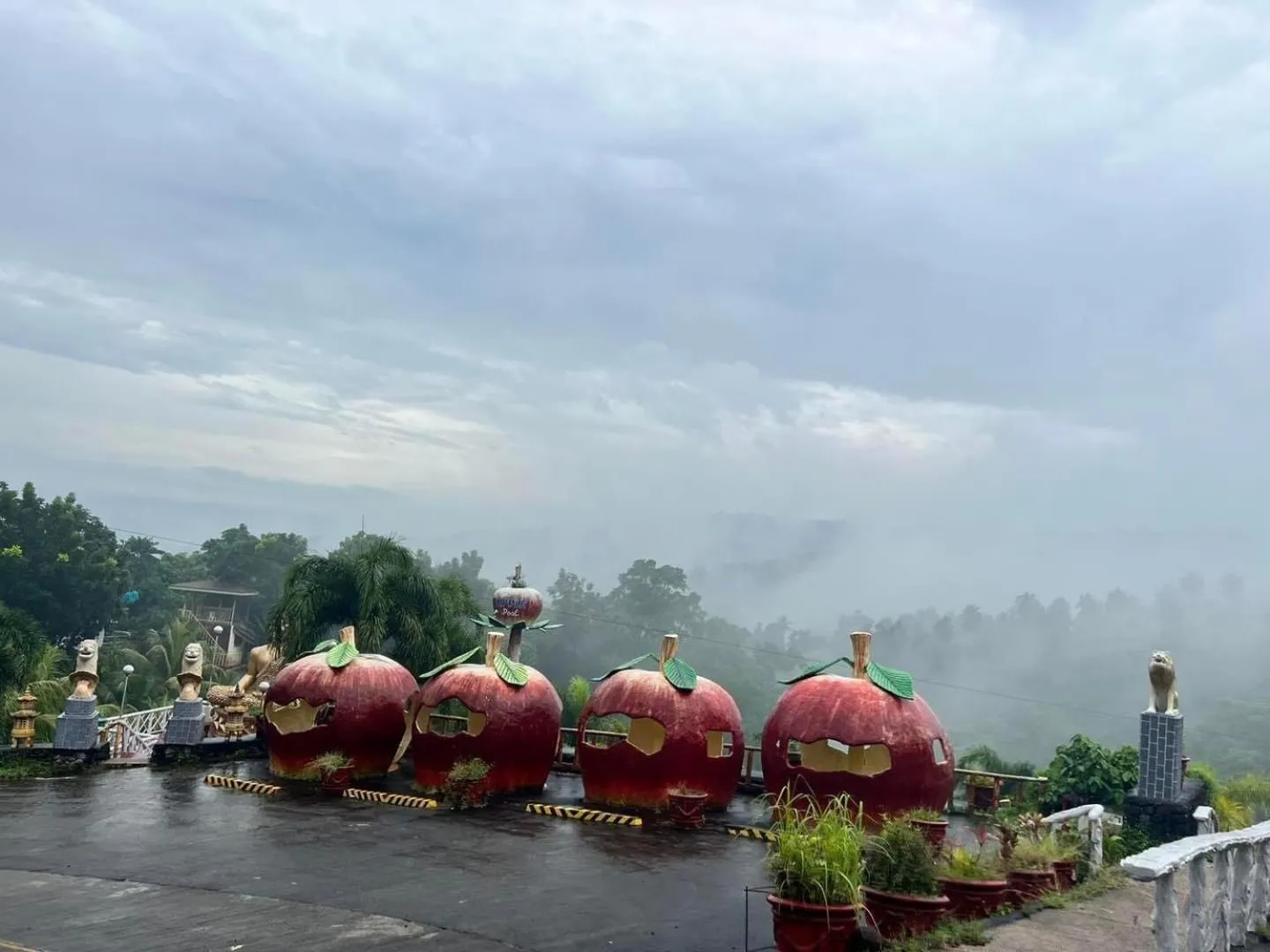 Property building in La Virginia Leisure Park and Amusement