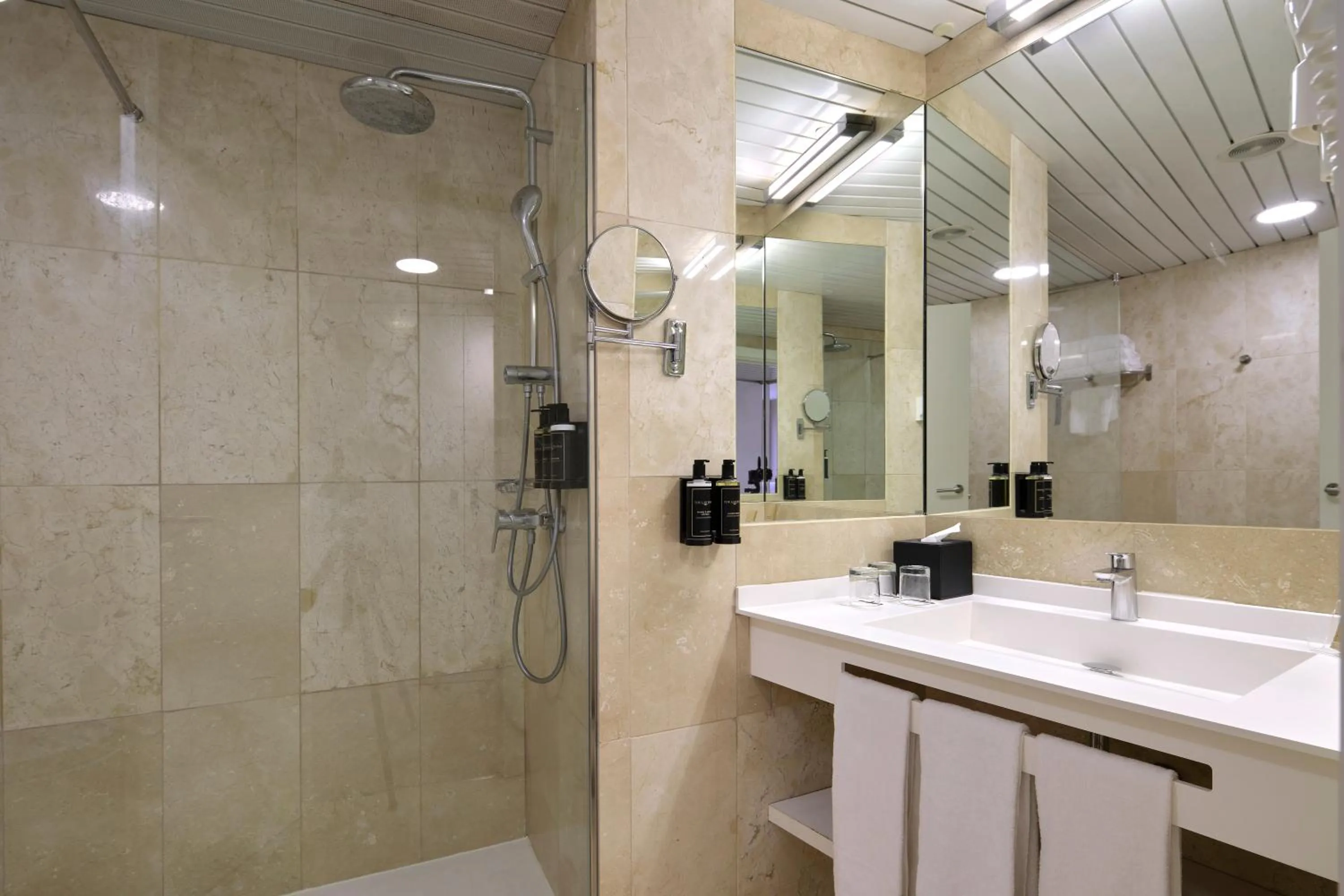 Bathroom in Eurostars Don Cándido