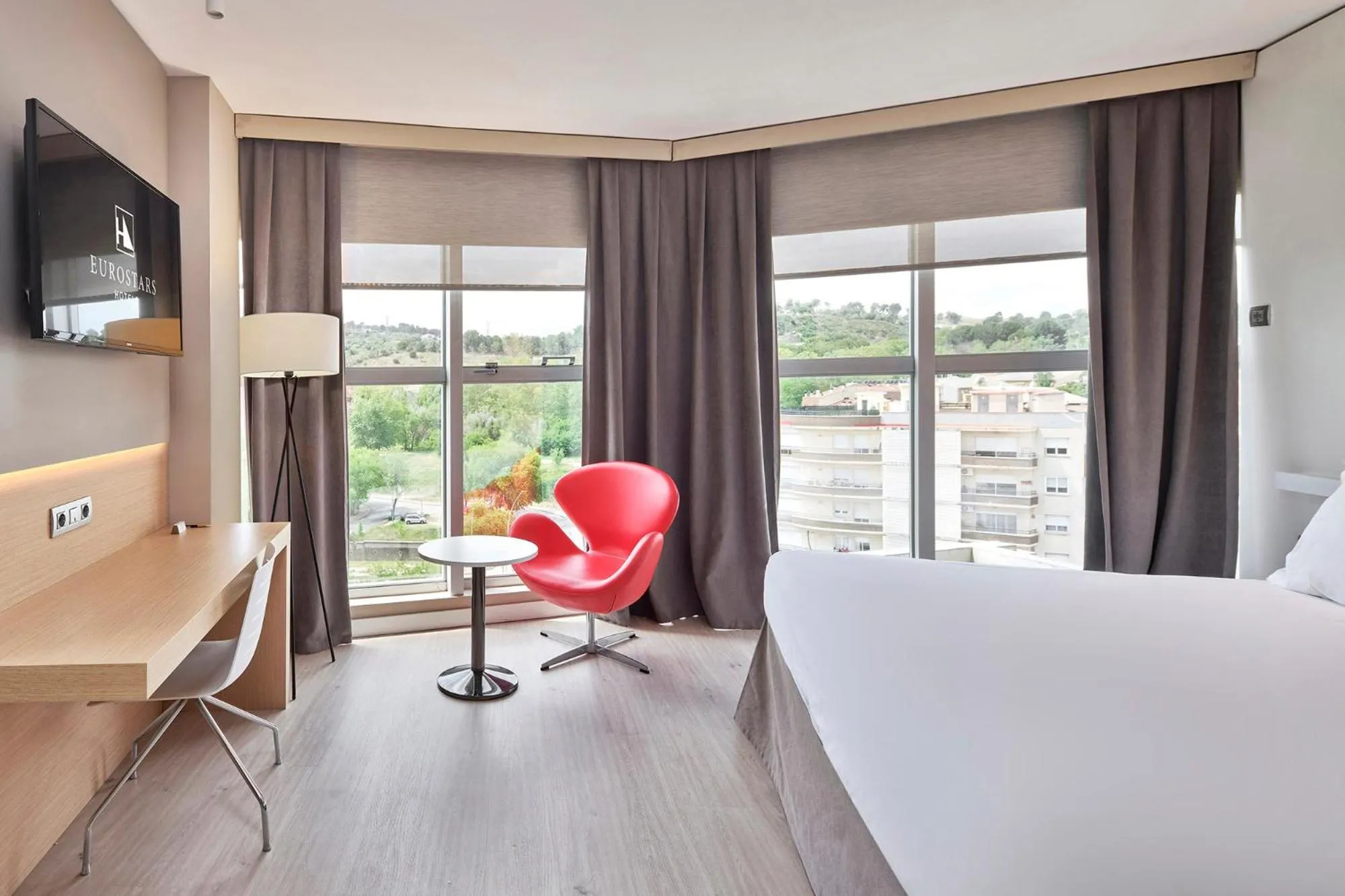 Bed in Eurostars Don Cándido