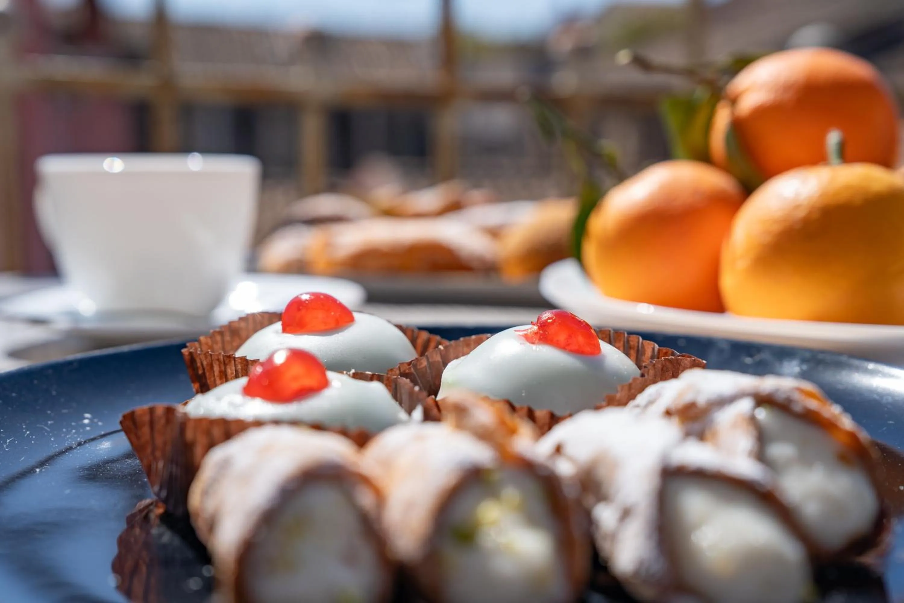 Tra l'Etna e il mare via Oberdan