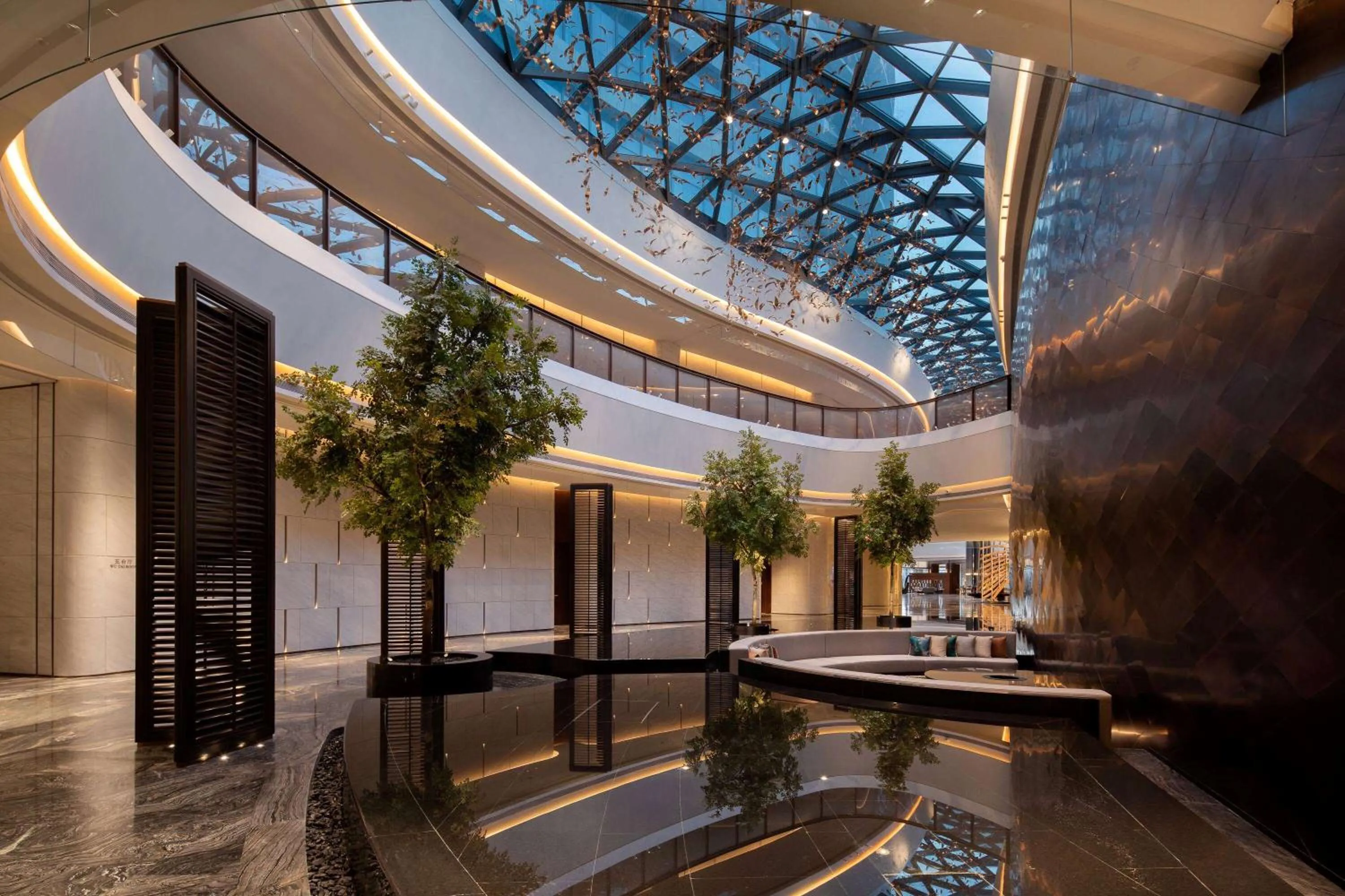 Lobby or reception in Wyndham Grand Shanxi Xiaohe Xincheng