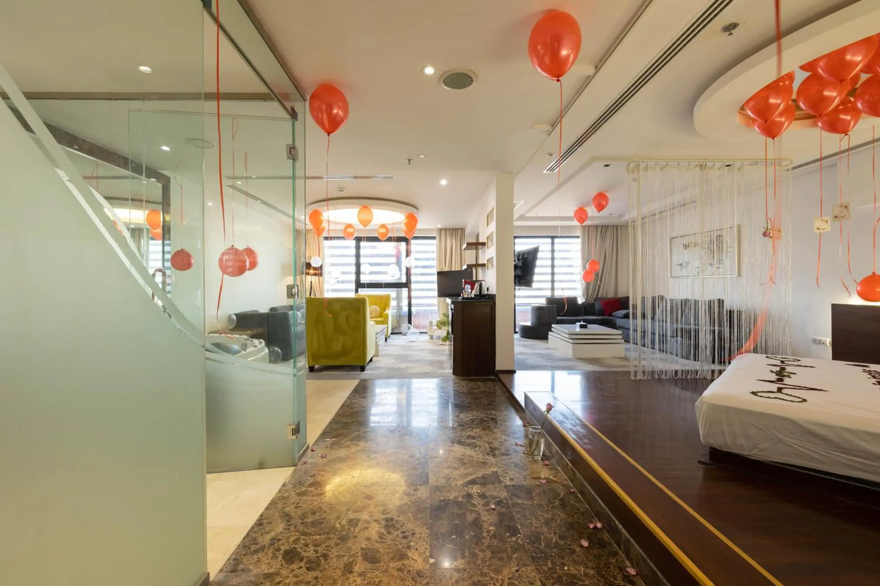 King Suite in Mira Business Hotel King Suite in Mira Business Hotel