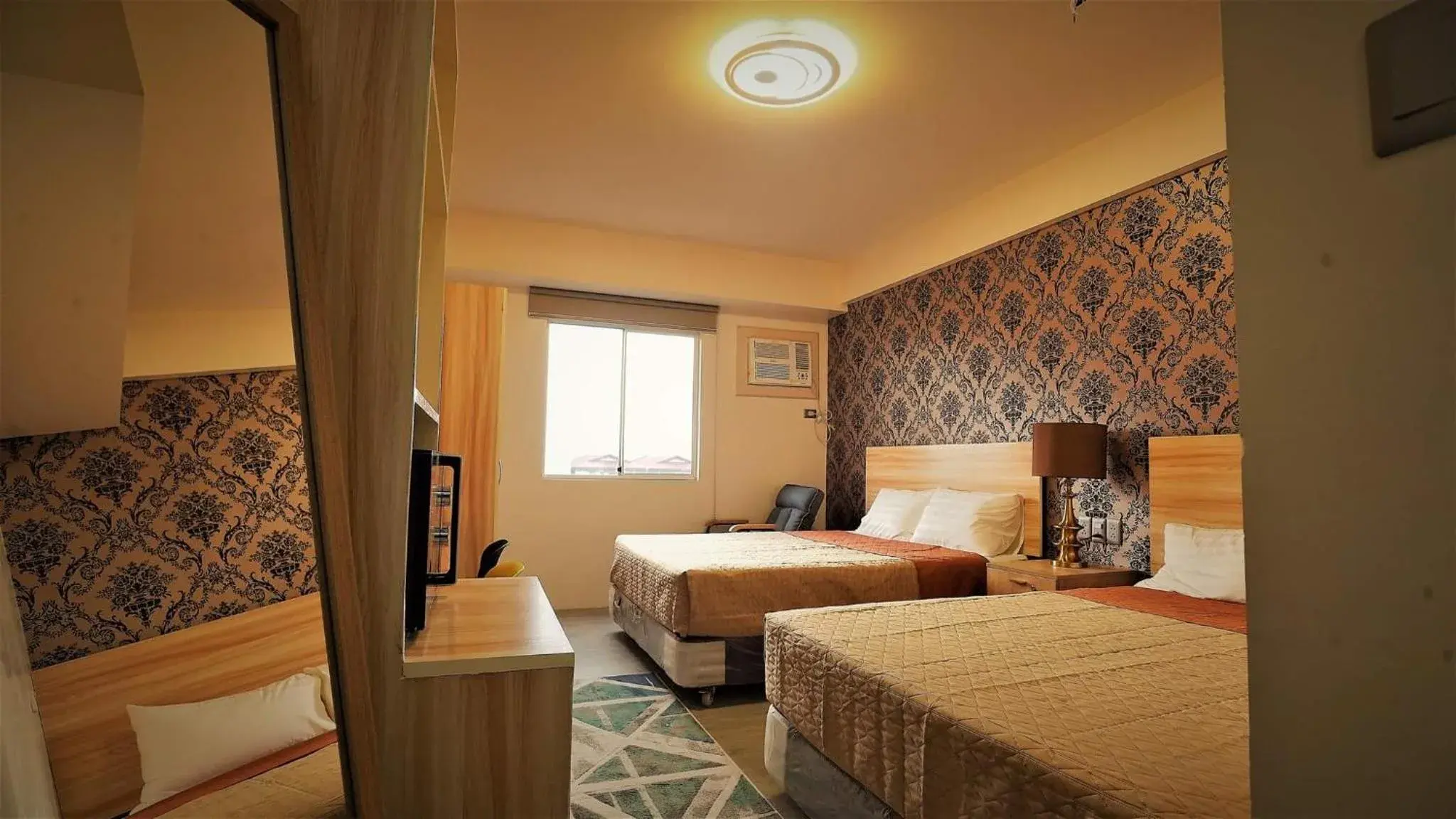 Relaxing Studio five in Bacolod across Ayala Mall Relaxing Studio five in Bacolod across Ayala Mall