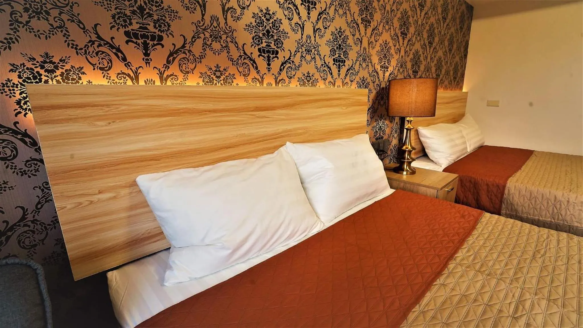 Relaxing Studio five in Bacolod across Ayala Mall