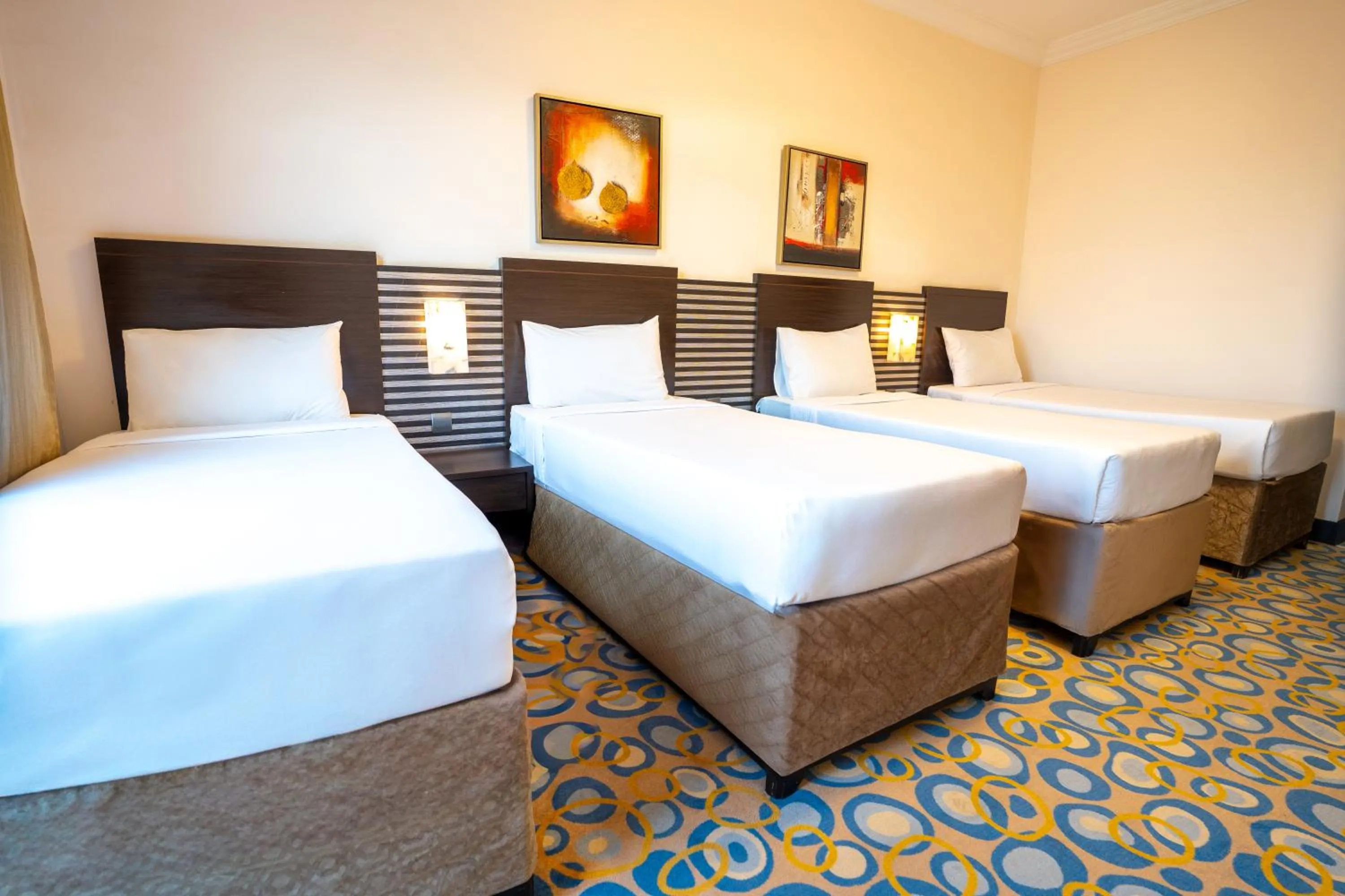 Guests, Bed in Al Hidayah Towers Hotel