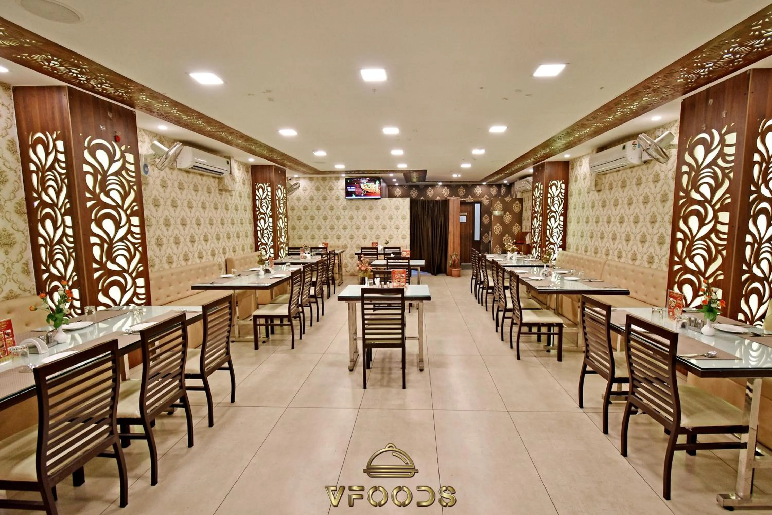 Restaurant/places to eat in Hotel Vi Park - City Centre