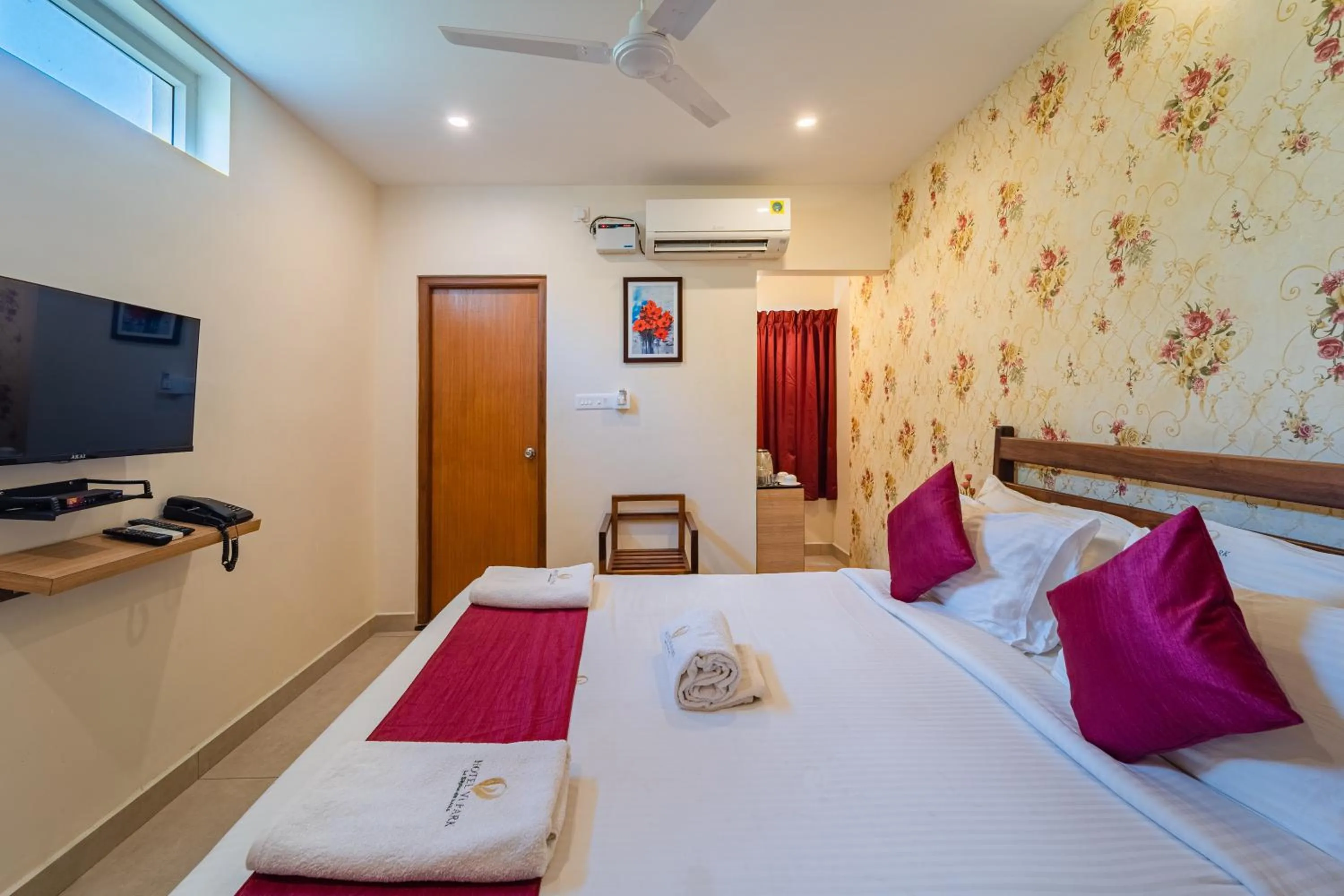 Bed in Hotel Vi Park - City Centre