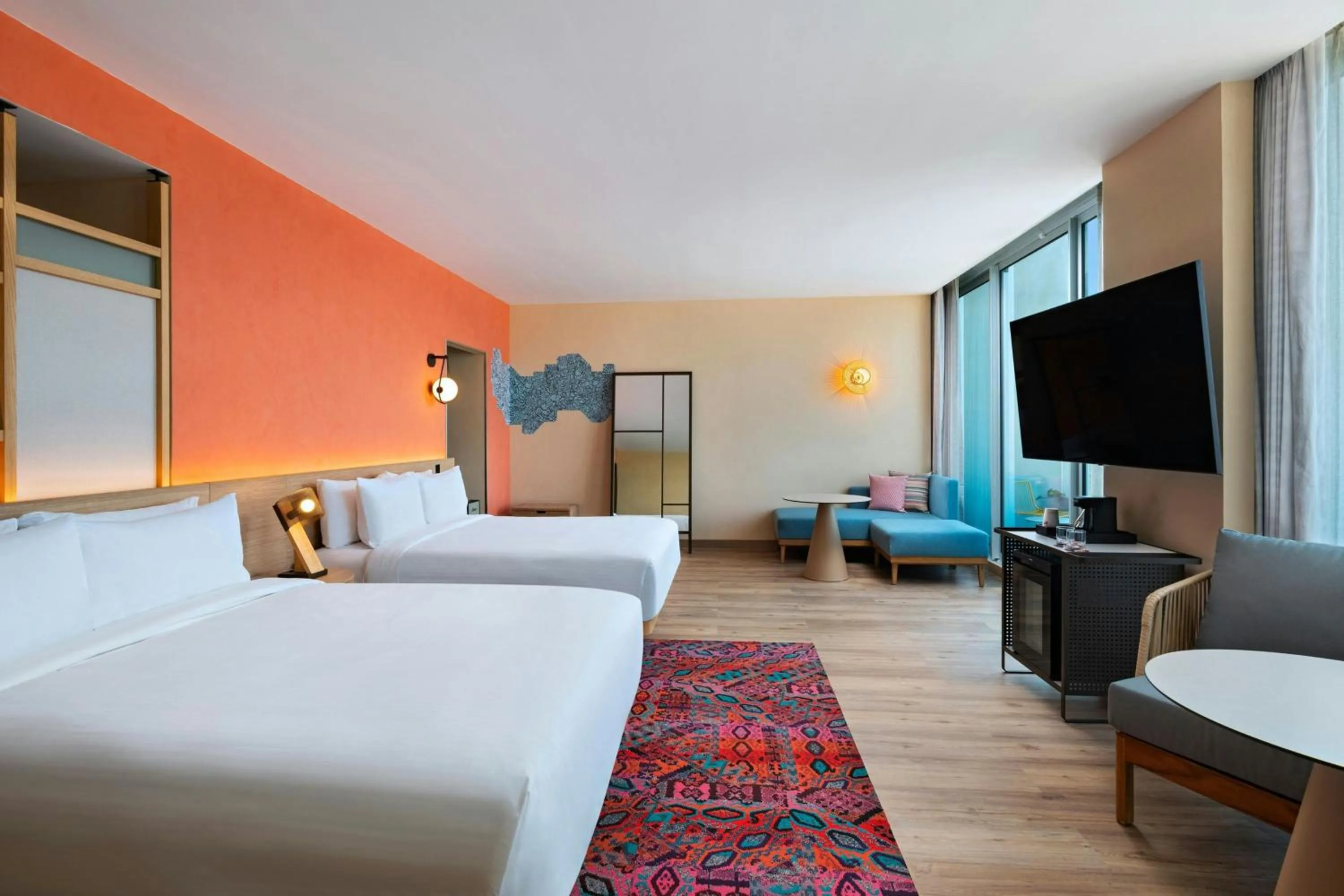 Photo of the whole room, Bed in Aloft Playa del Carmen