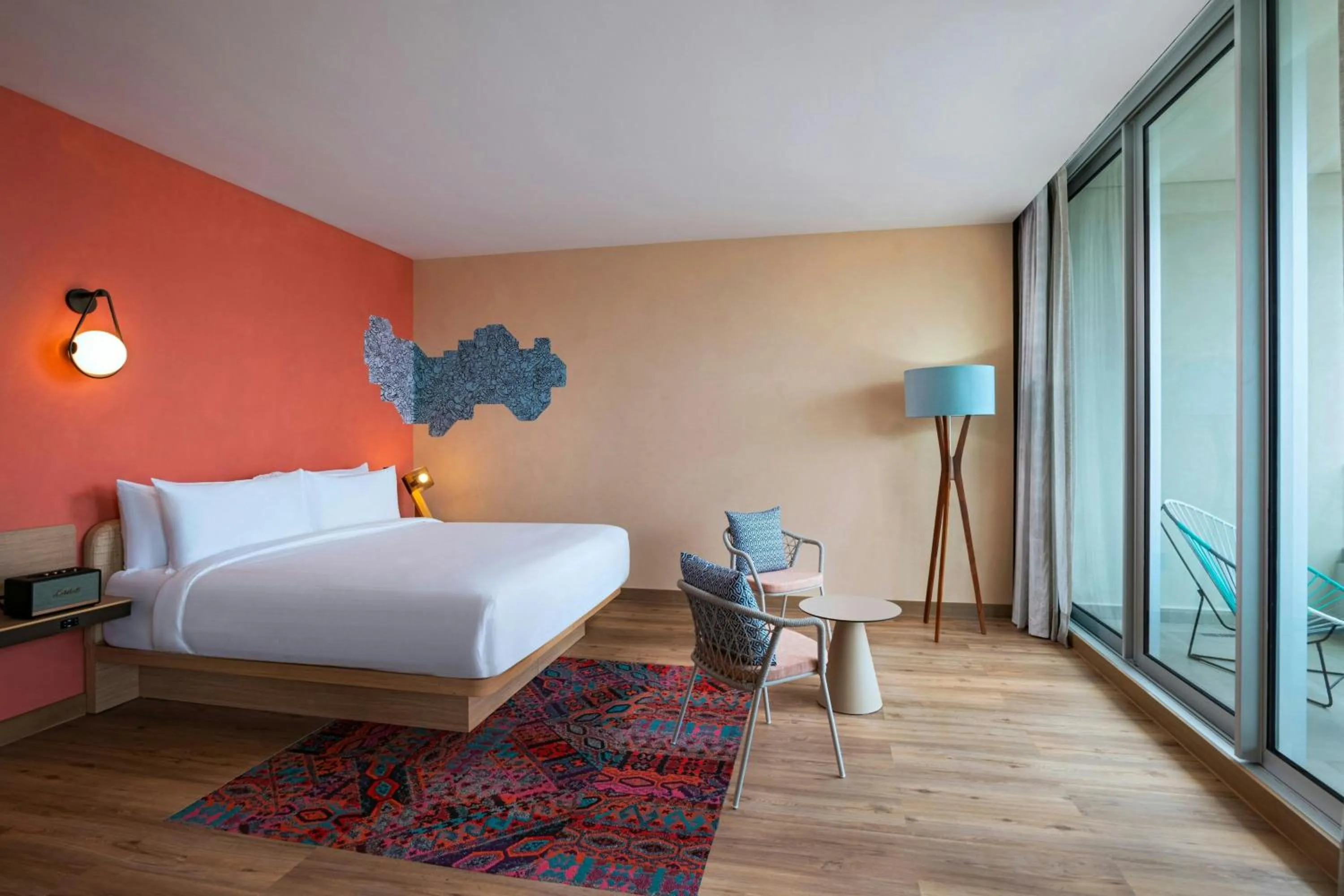 Bedroom, Bed in Aloft Playa del Carmen