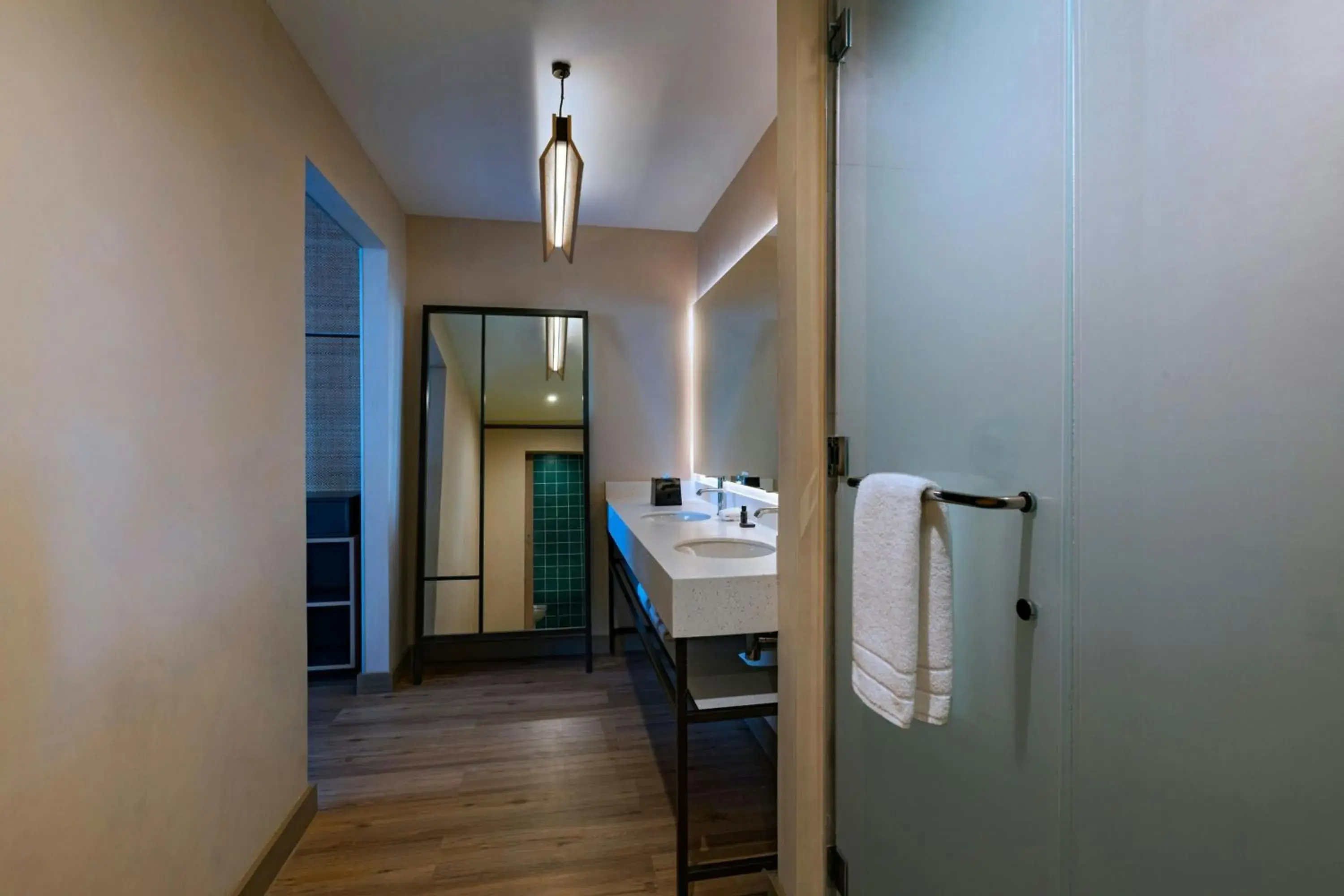 Splash Pool Level Suite, 1King in Aloft Playa del Carmen Splash Pool Level Suite, 1King in Aloft Playa del Carmen