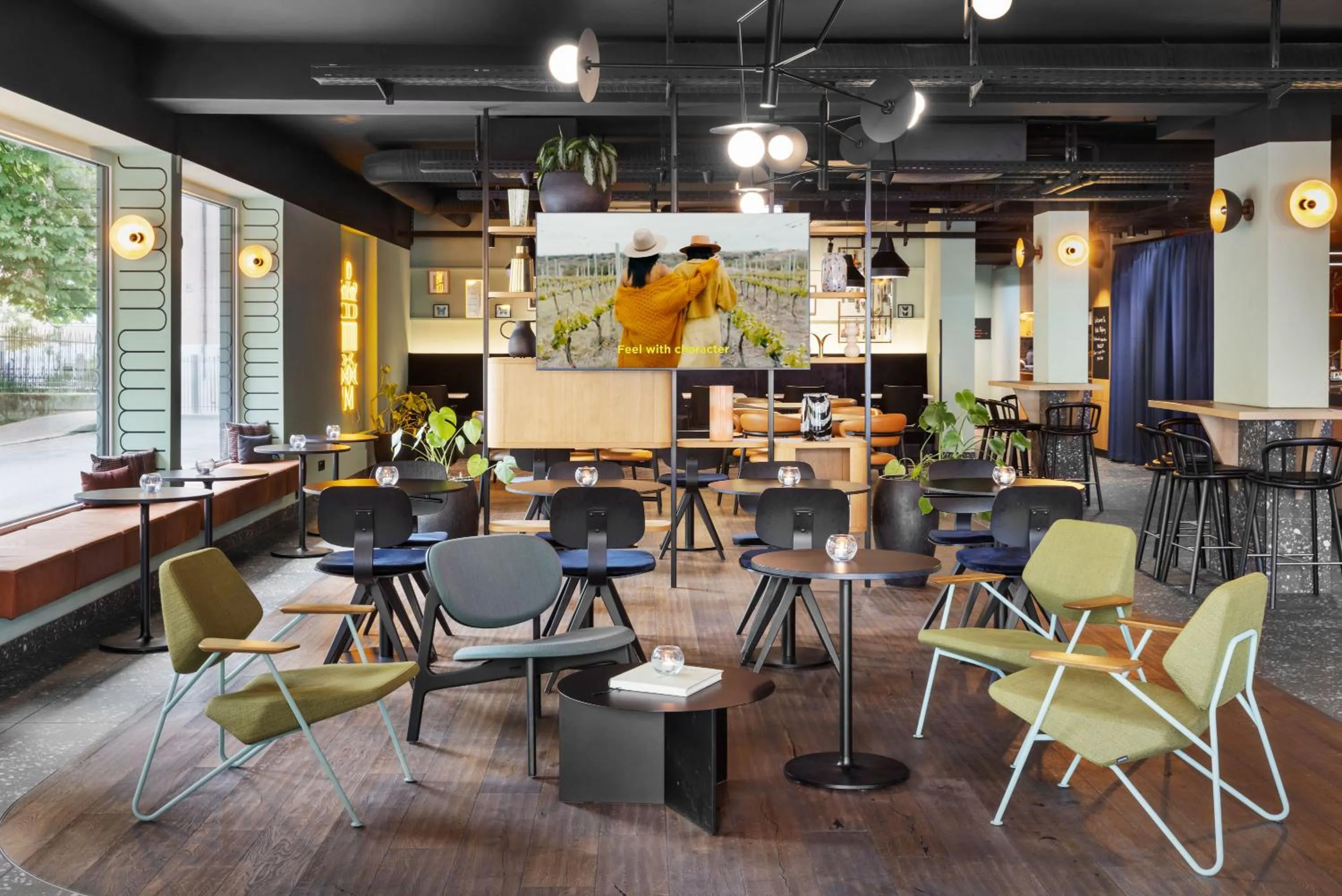 Lounge or bar in Mayburg Salzburg, a Tribute Portfolio Hotel