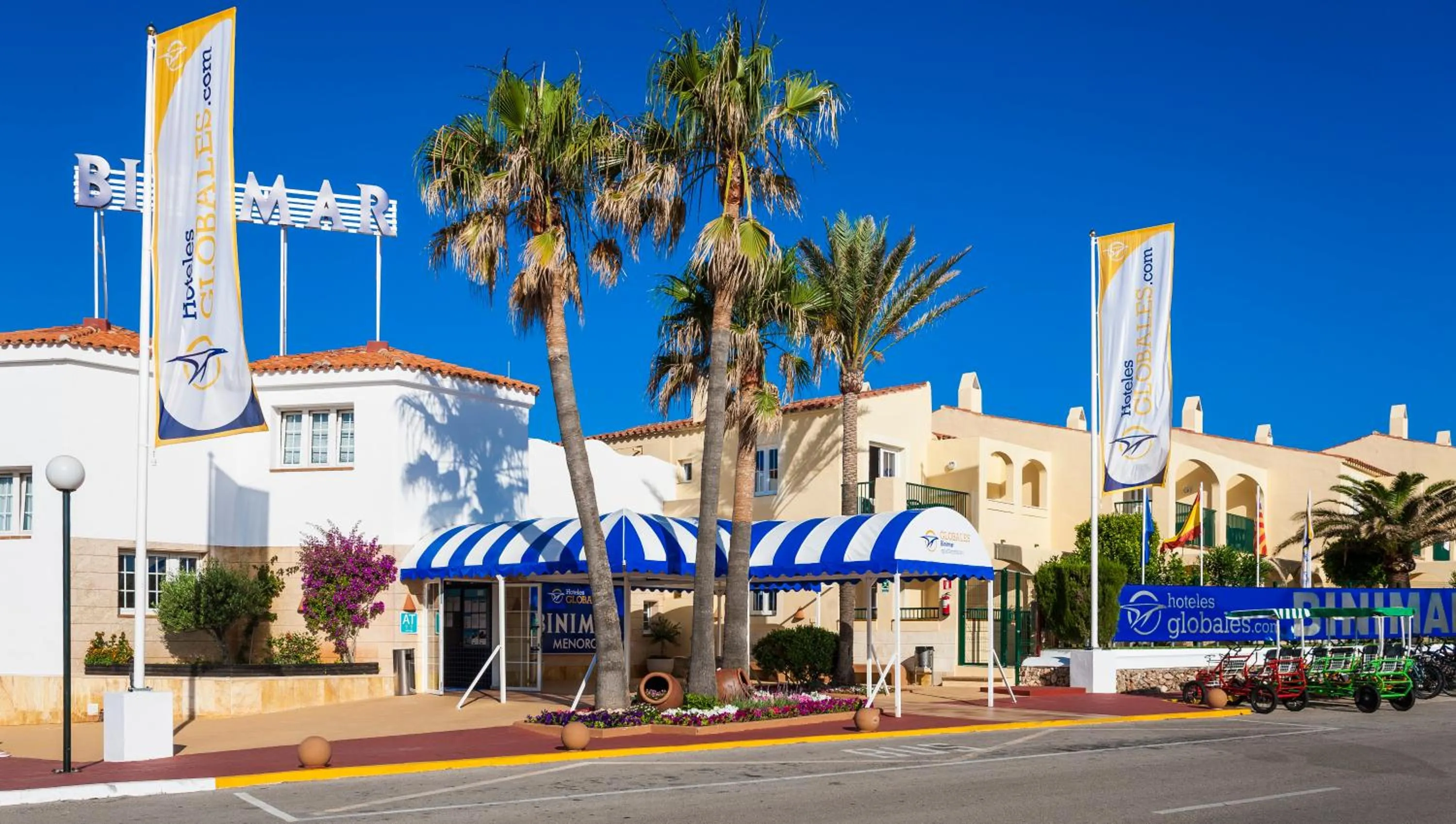 Lobby or reception in Globales Binimar