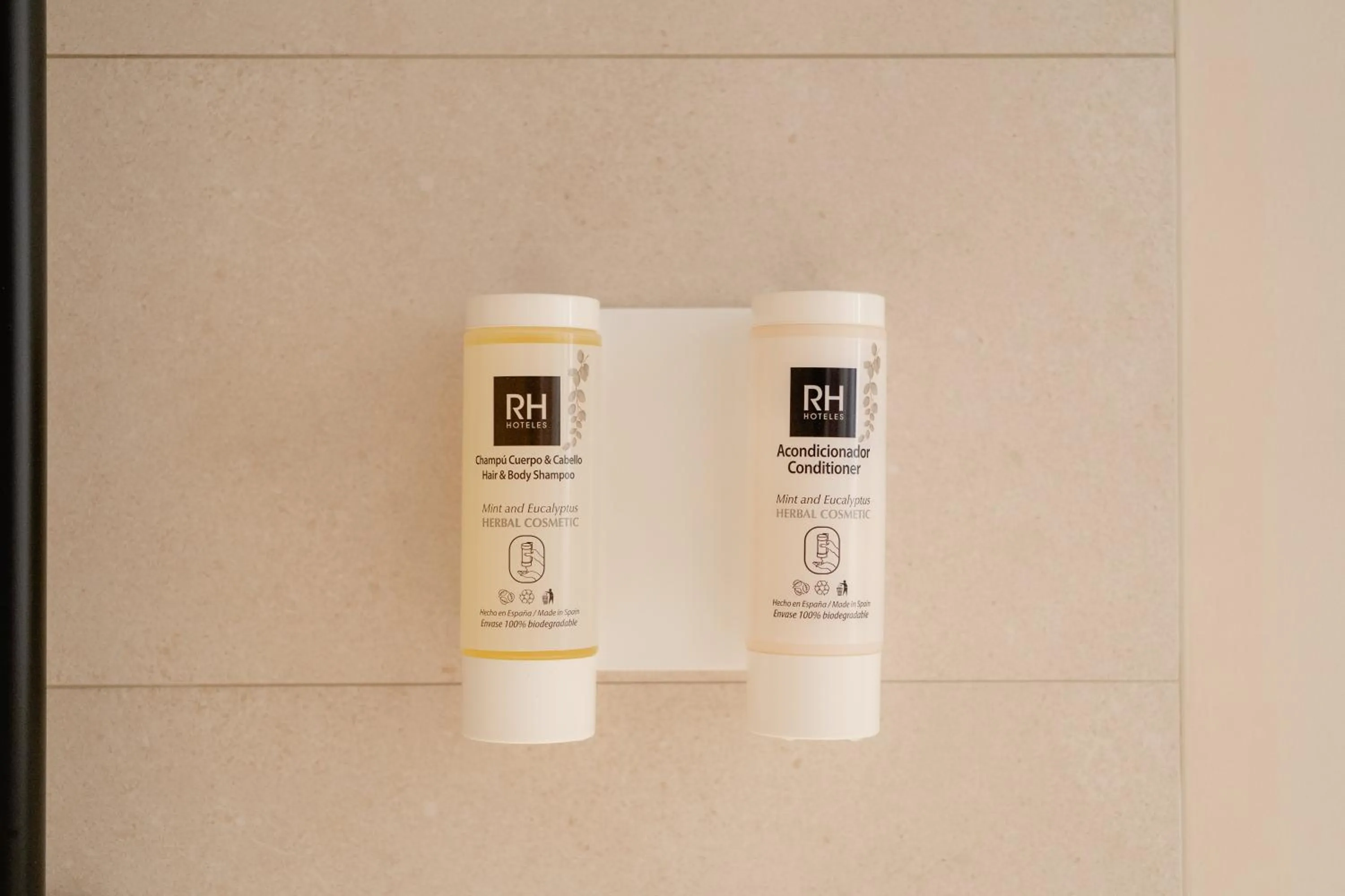 Bathroom in Hotel RH Bayren Parc