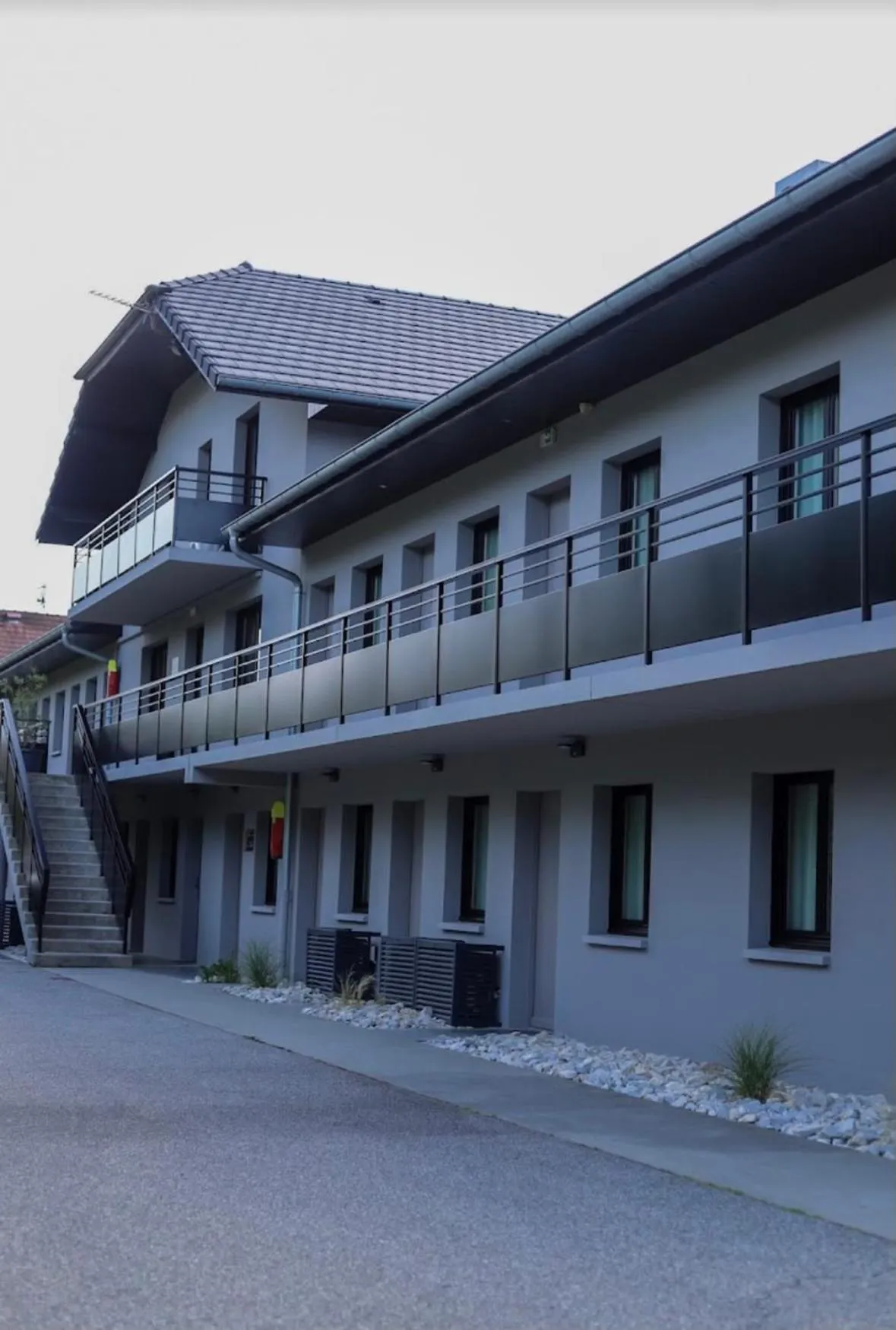 Property building in Motel 991