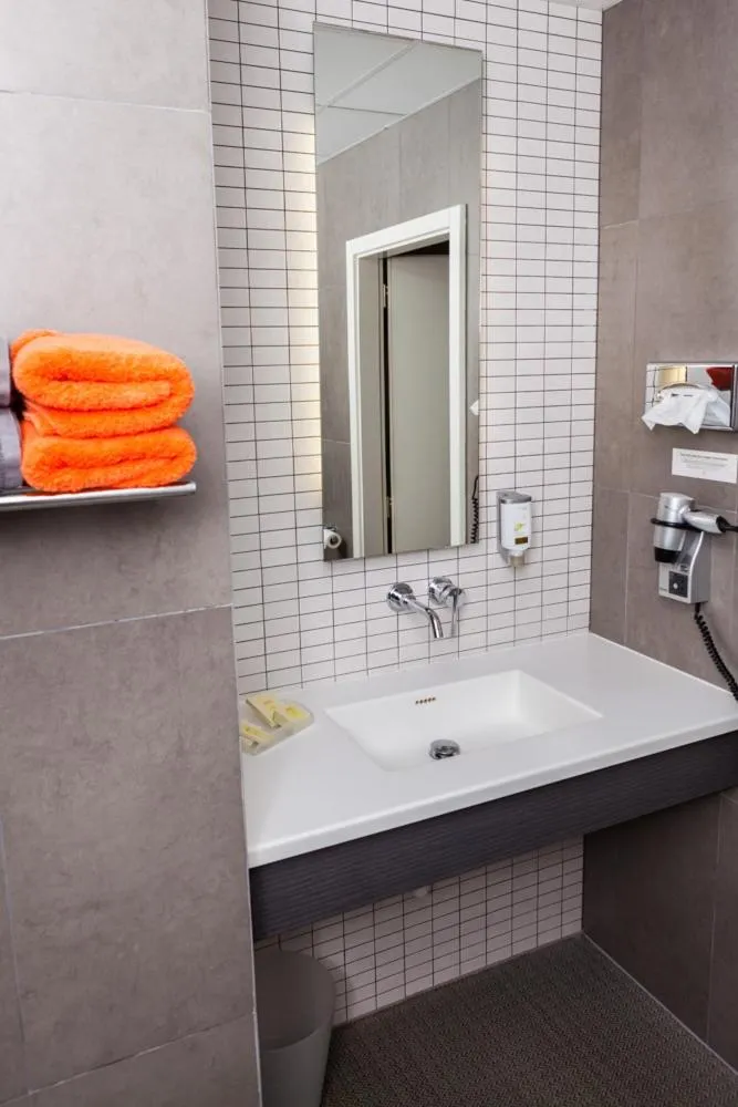 Shower in Au Tilleul