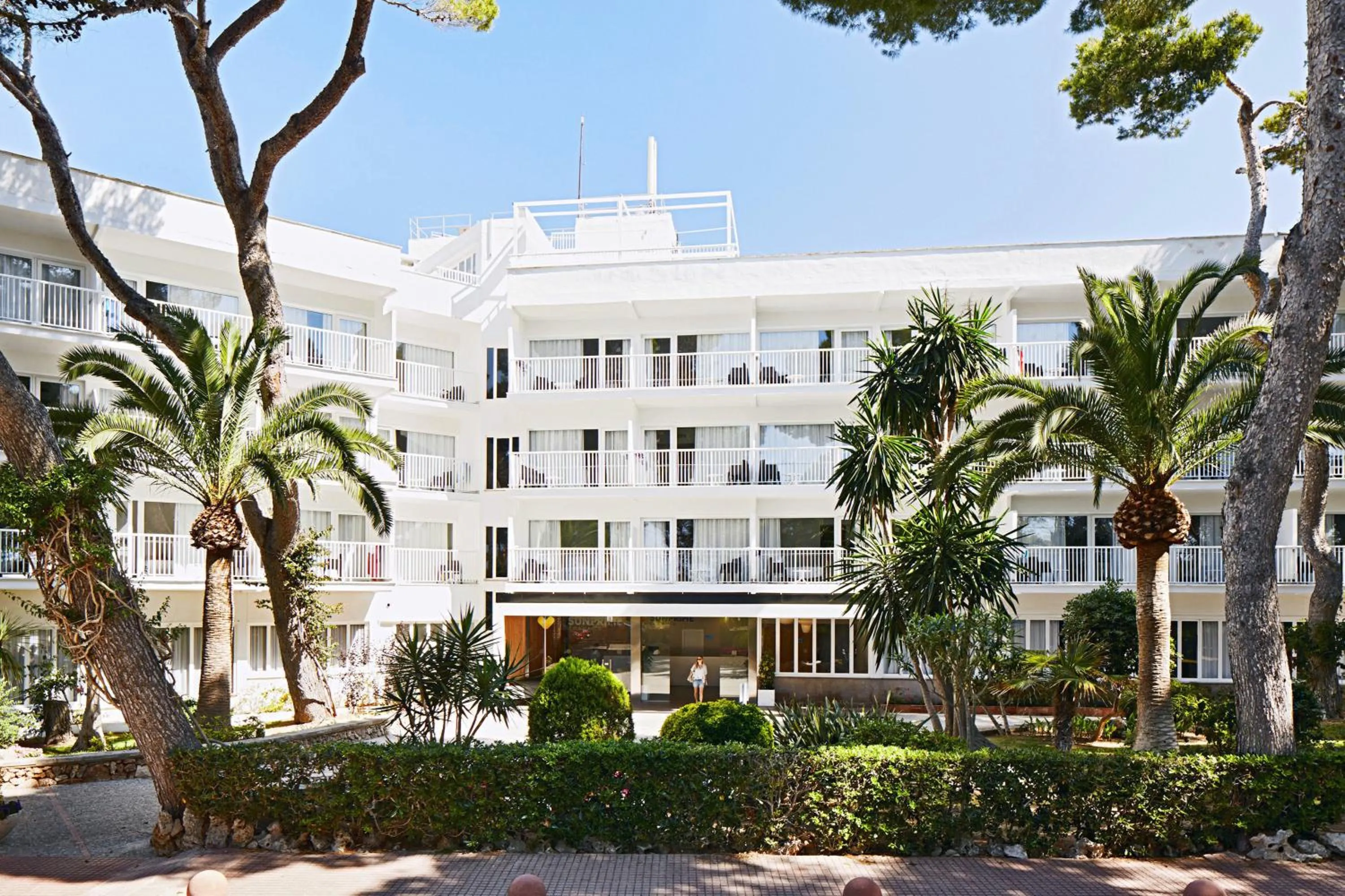 Property building in Globales Cala Blanca