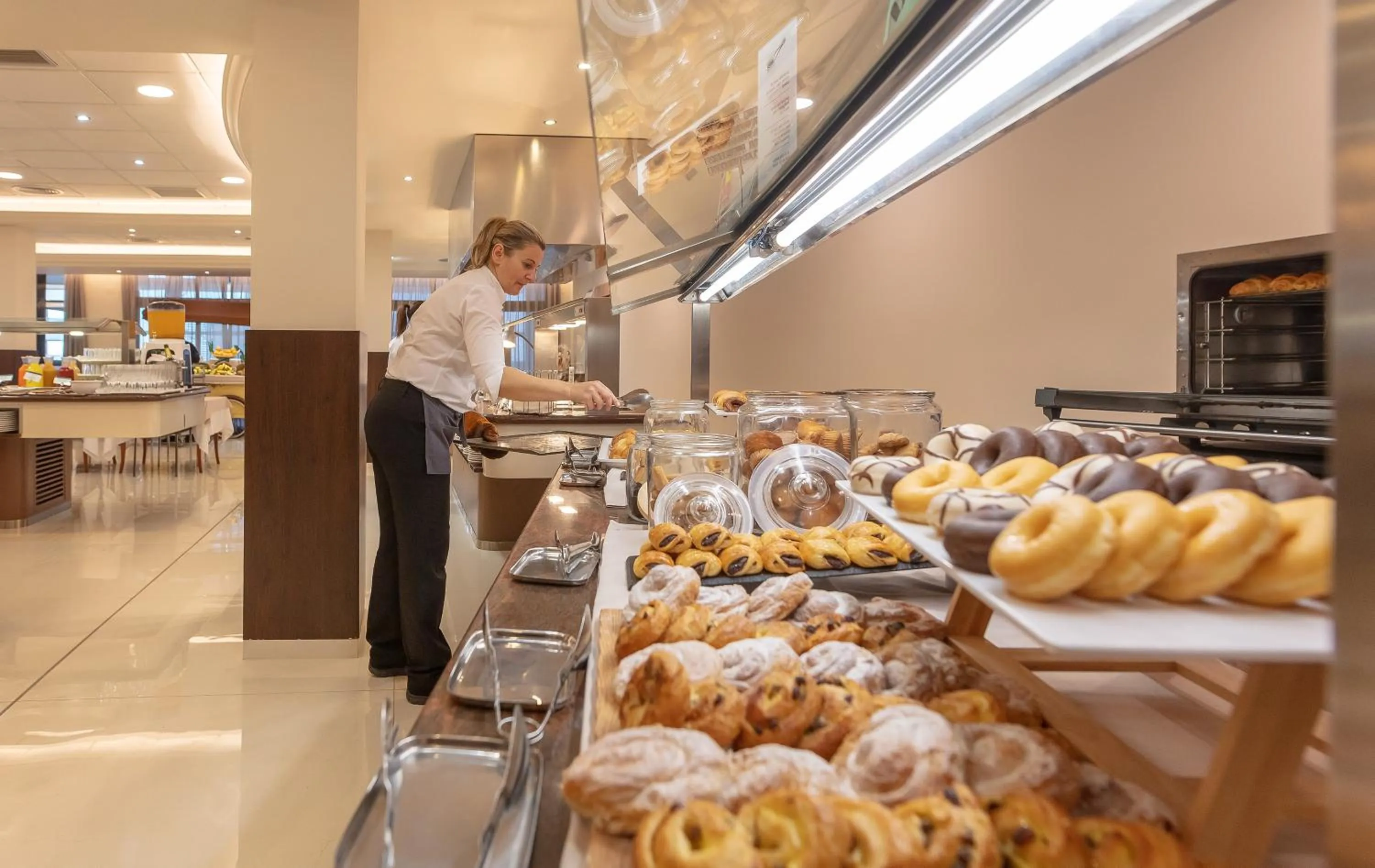 Staff in Hotel RH Corona del Mar 4* Sup