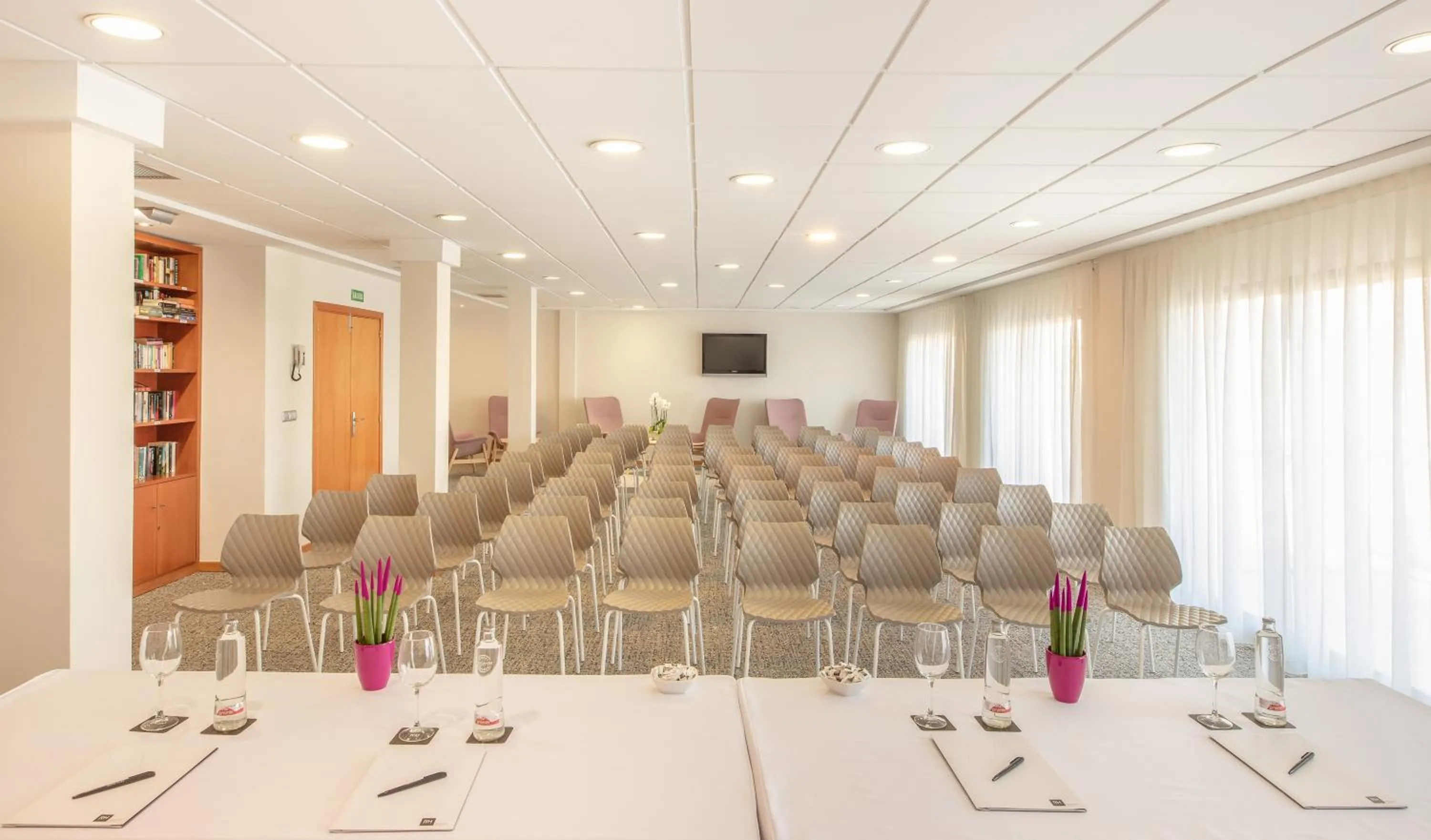 Business facilities in Hotel RH Corona del Mar 4* Sup