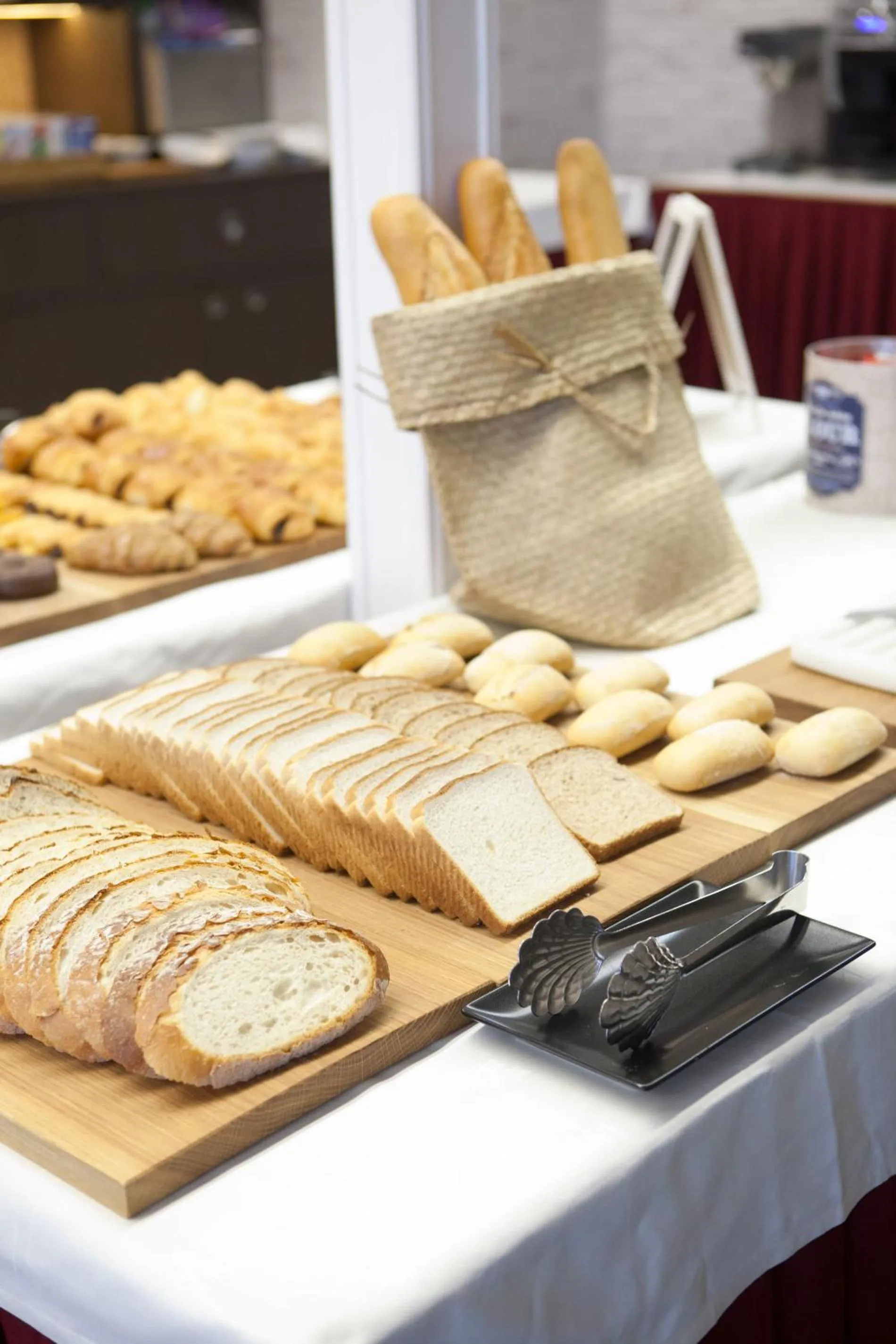 Buffet breakfast in Spirit Hotel Ciudad de Burgos