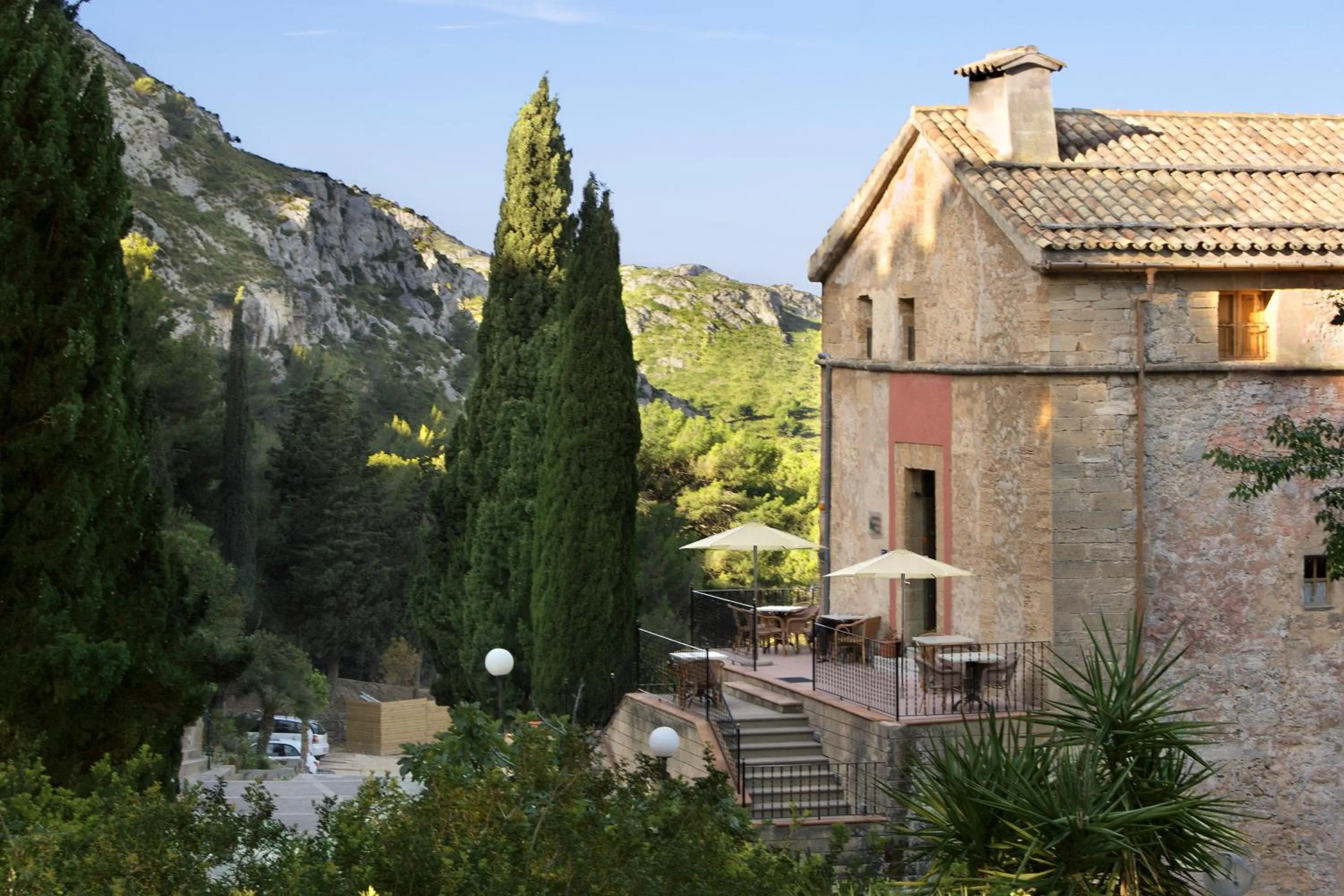 Day in Petit Hotel Hostatgeria La Victoria