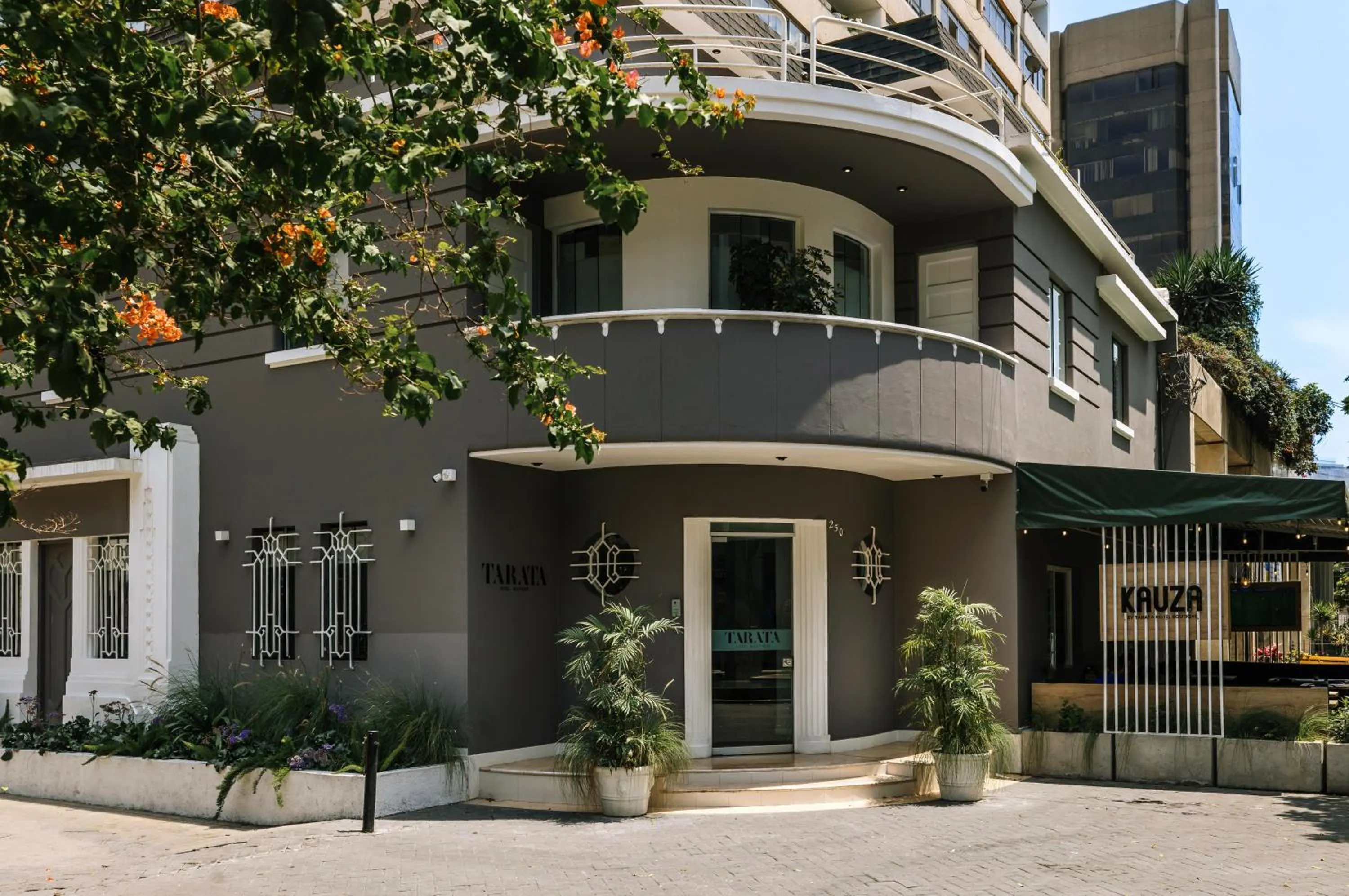 Property building in TARATA BOUTIQUE HOTEL