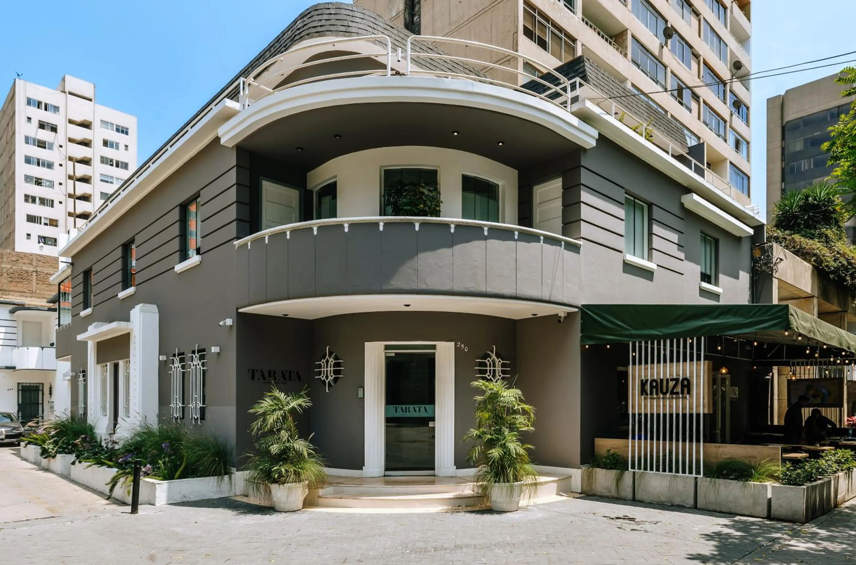 Property building in TARATA BOUTIQUE HOTEL