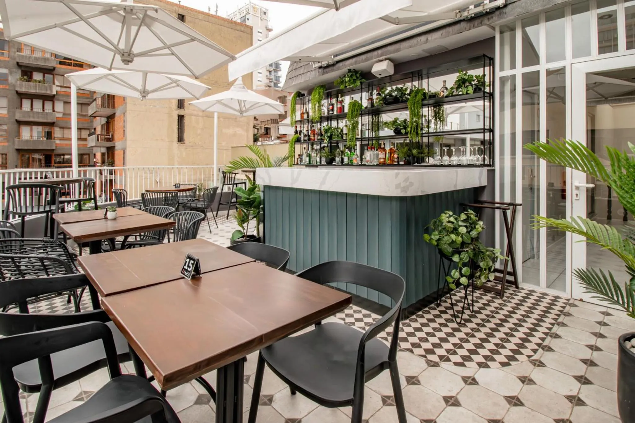 Restaurant/places to eat in TARATA BOUTIQUE HOTEL