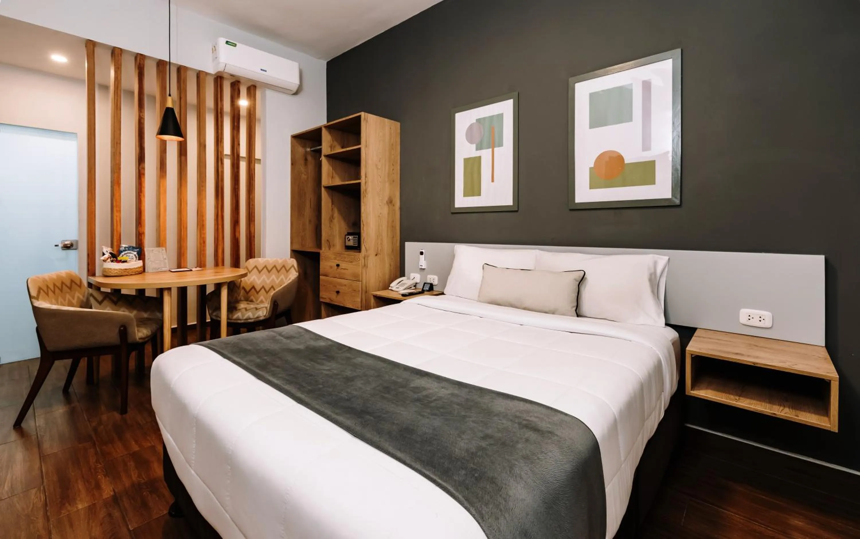 Bed in TARATA BOUTIQUE HOTEL
