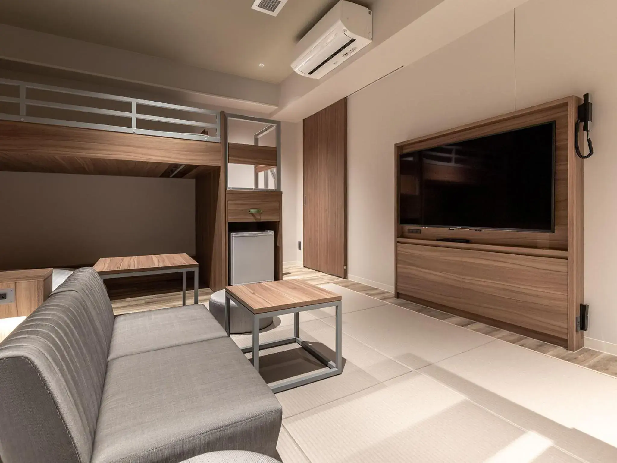 Standard Quadruple Room - Non-Smoking in Nishitetsu Hotel Croom Hakata Gion Kushida Shrine Standard Quadruple Room - Non-Smoking in Nishitetsu Hotel Croom Hakata Gion Kushida Shrine