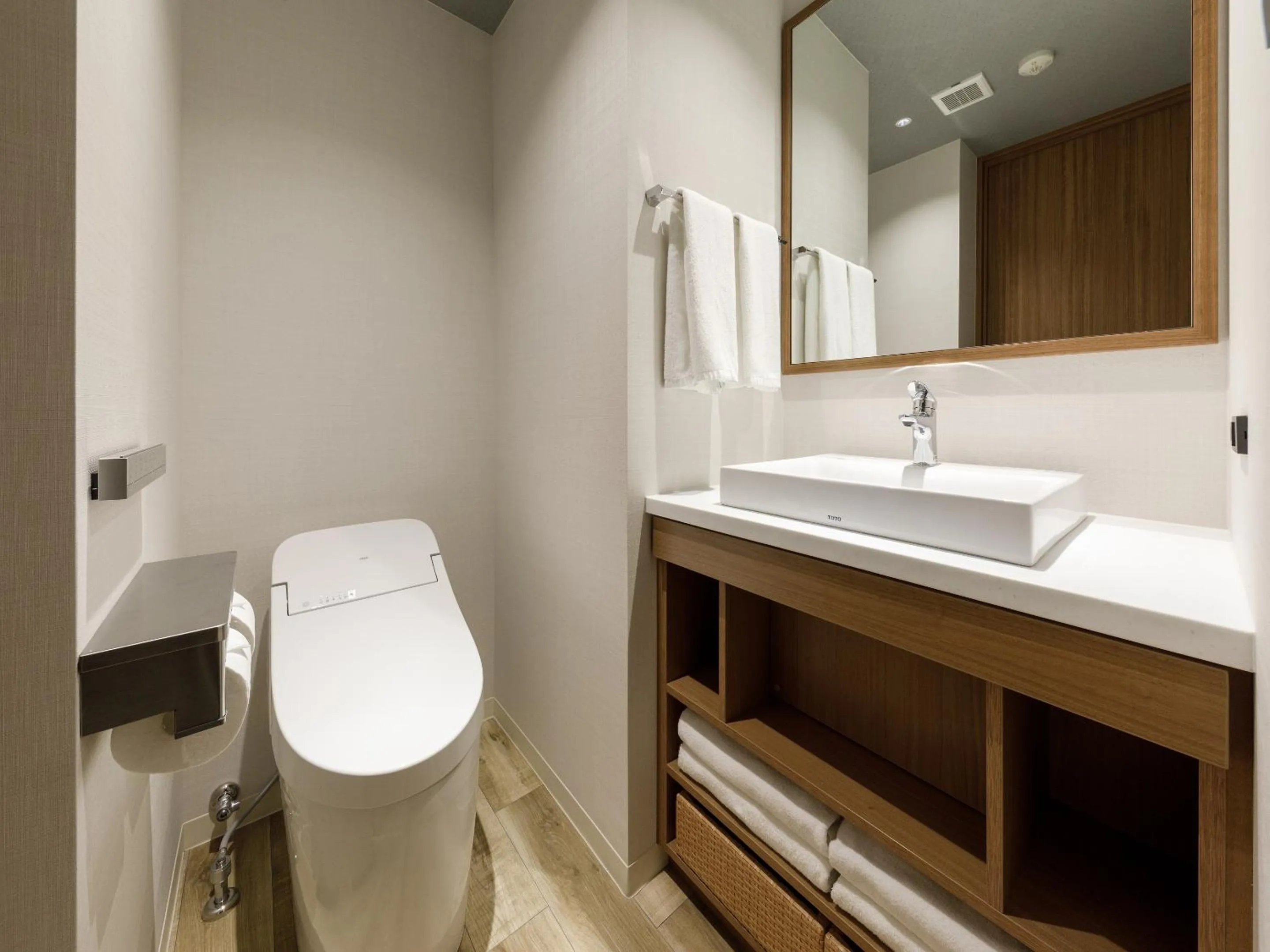 Toilet in Nishitetsu Hotel Croom Hakata Gion Kushida Shrine