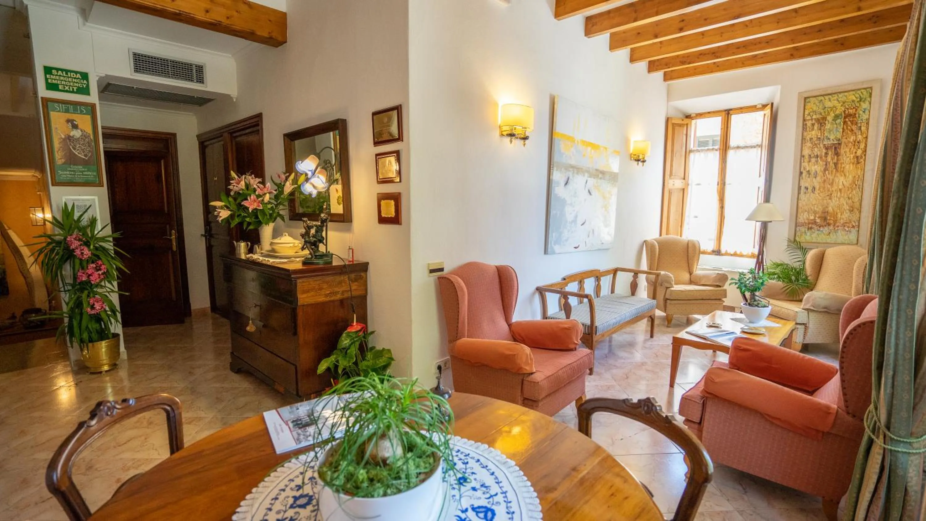 Lobby or reception in Juma Historic Hotel