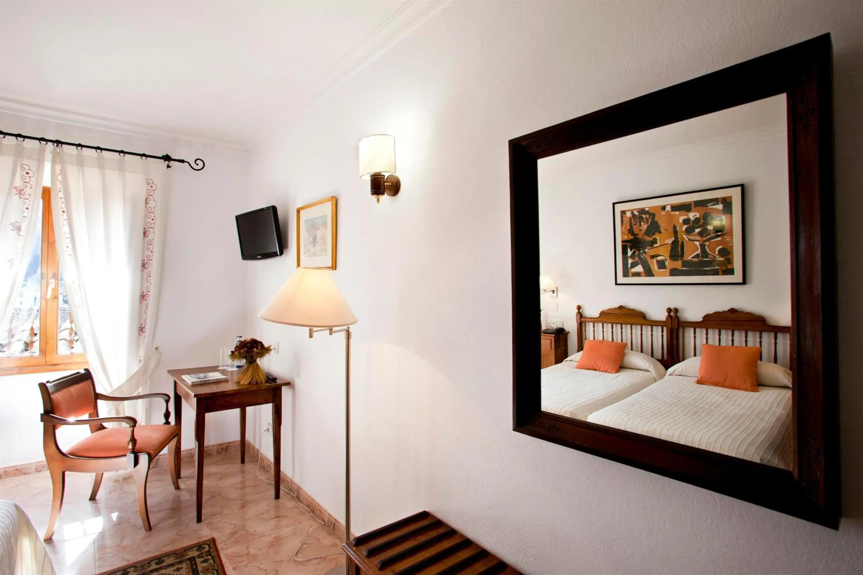 Decorative detail, Bed in Juma Historic Hotel